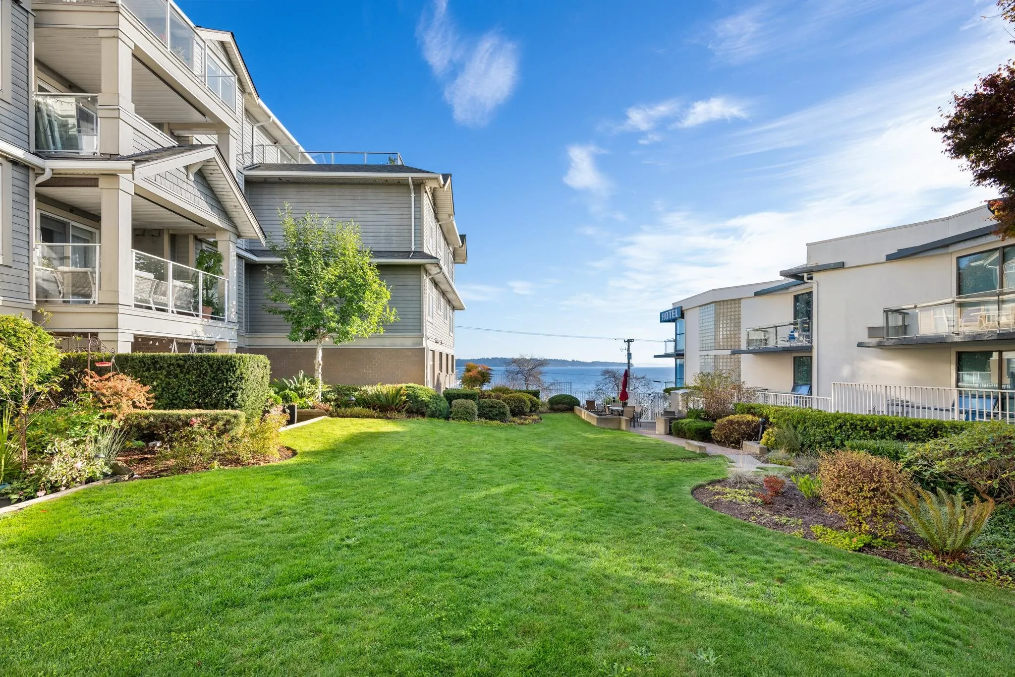 15621 Marine Drive #203