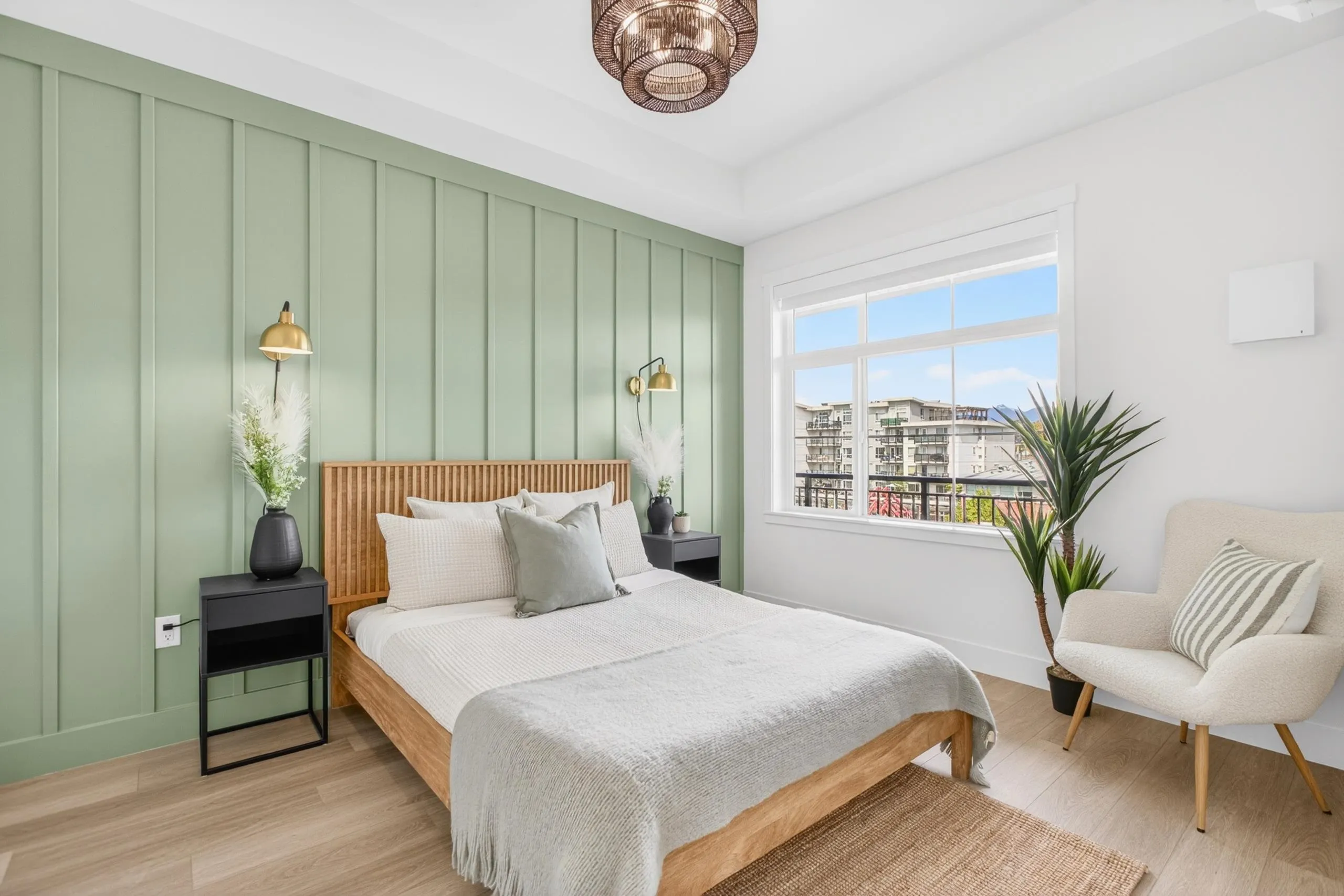 22348 North Avenue Avenue #417