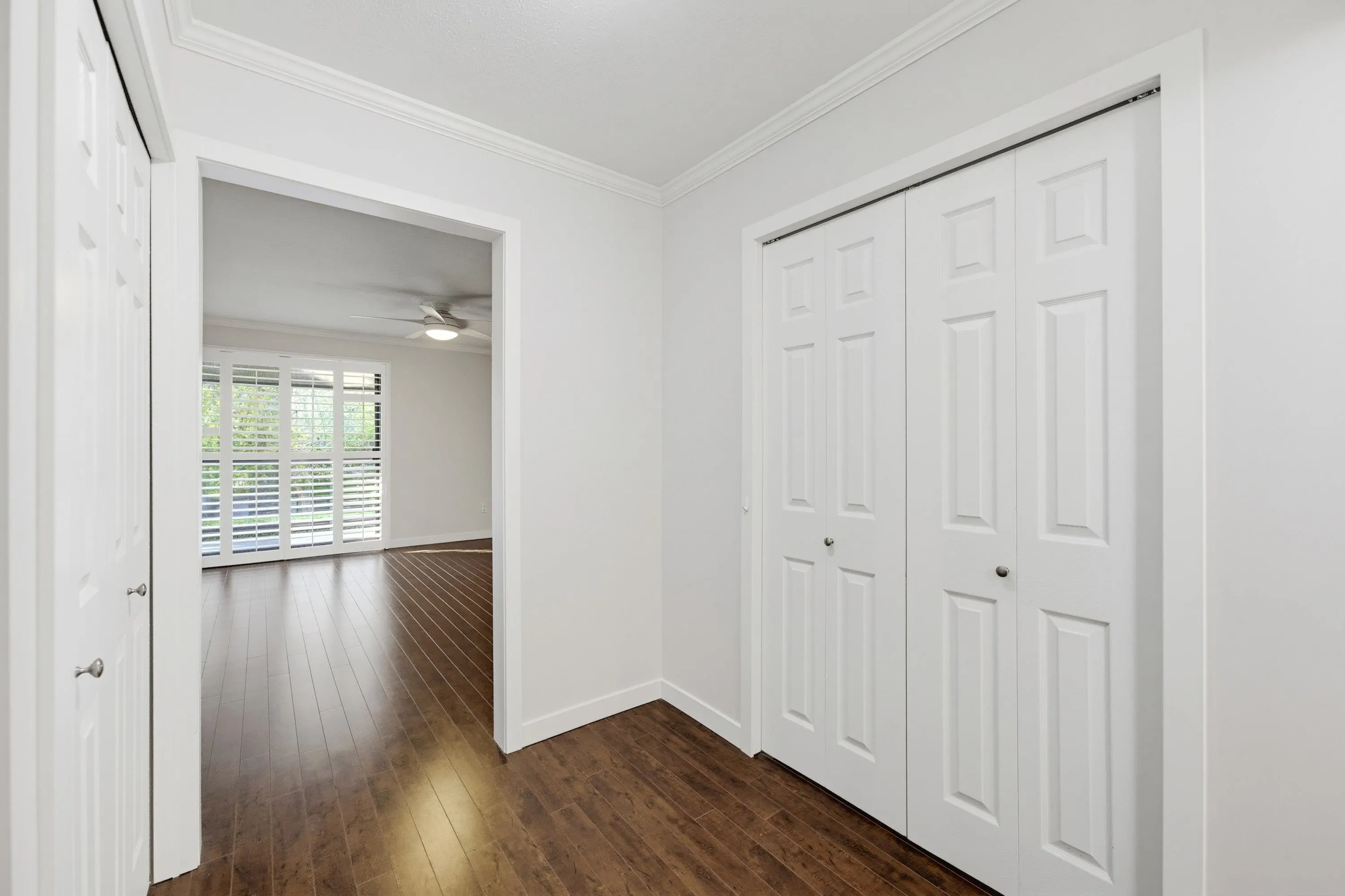 15300 17 Avenue #206