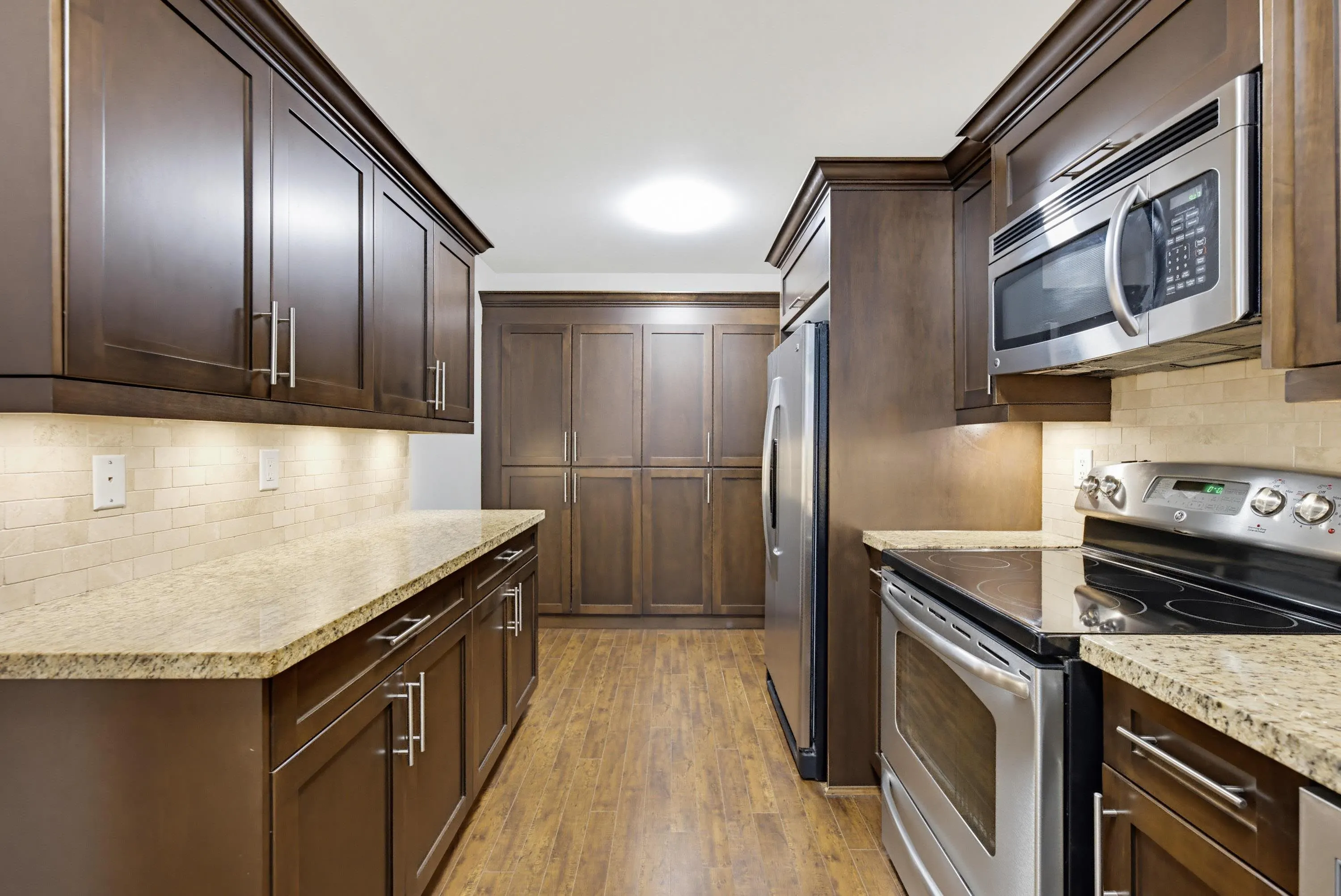 15300 17 Avenue #206
