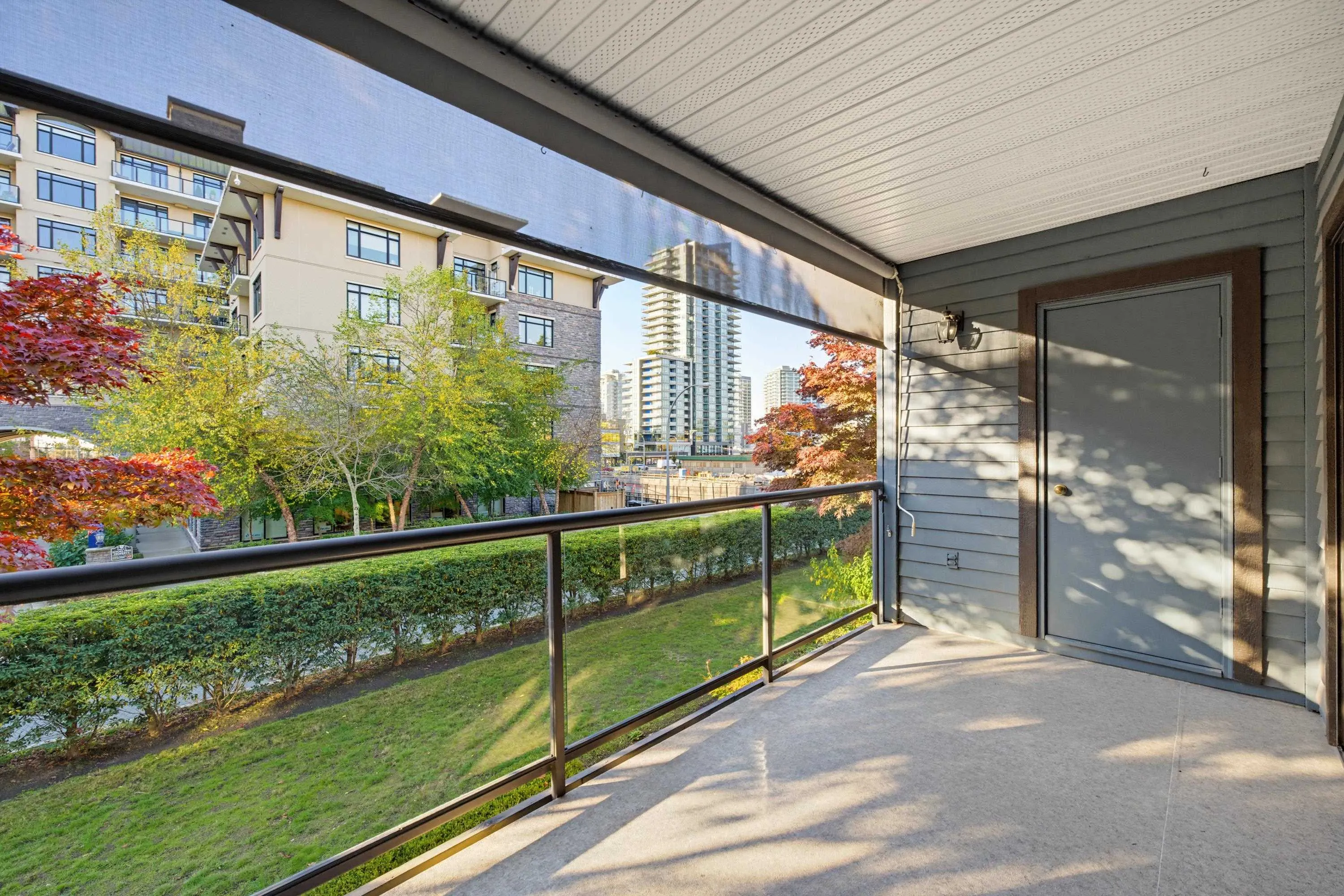 15300 17 Avenue #206
