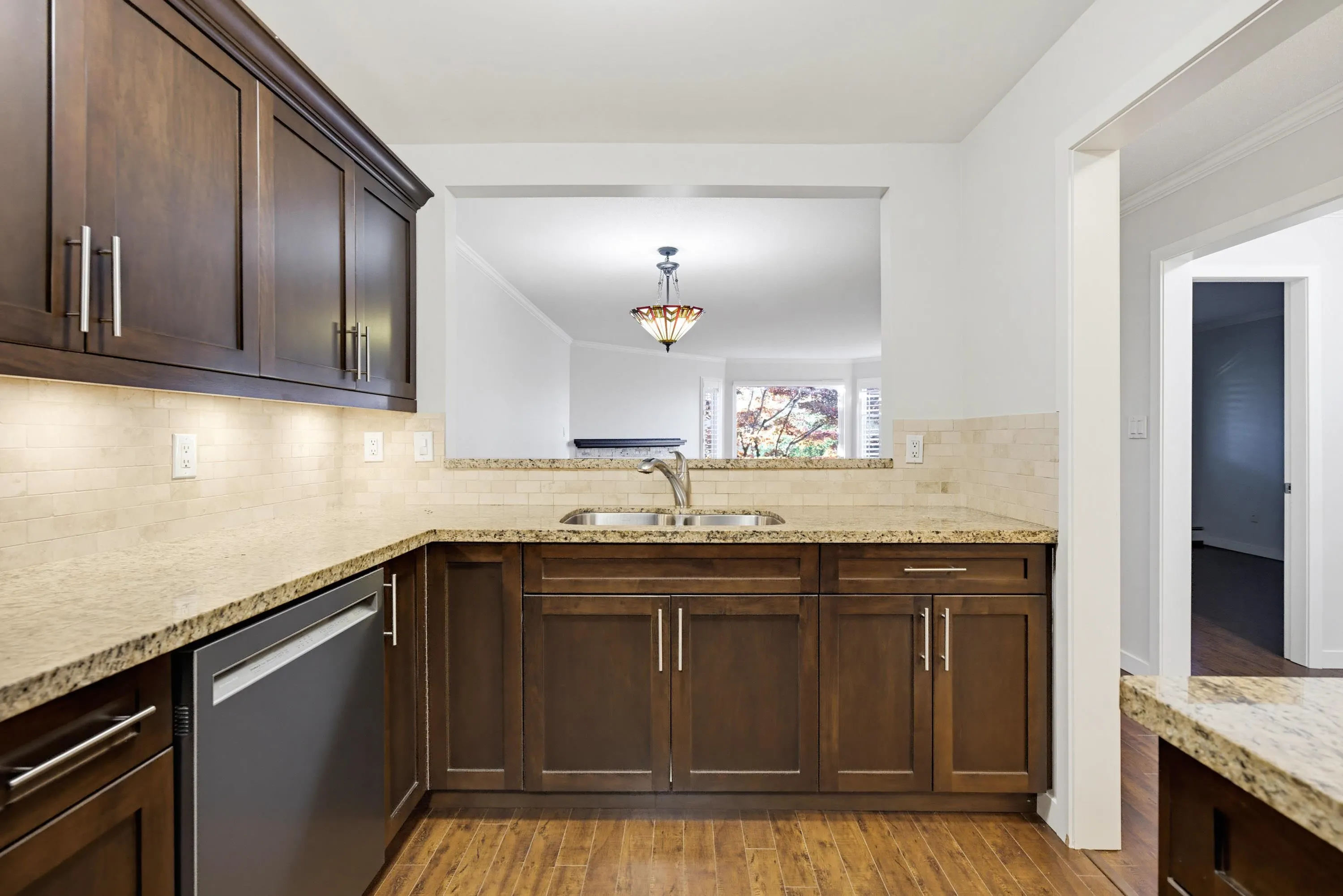 15300 17 Avenue #206