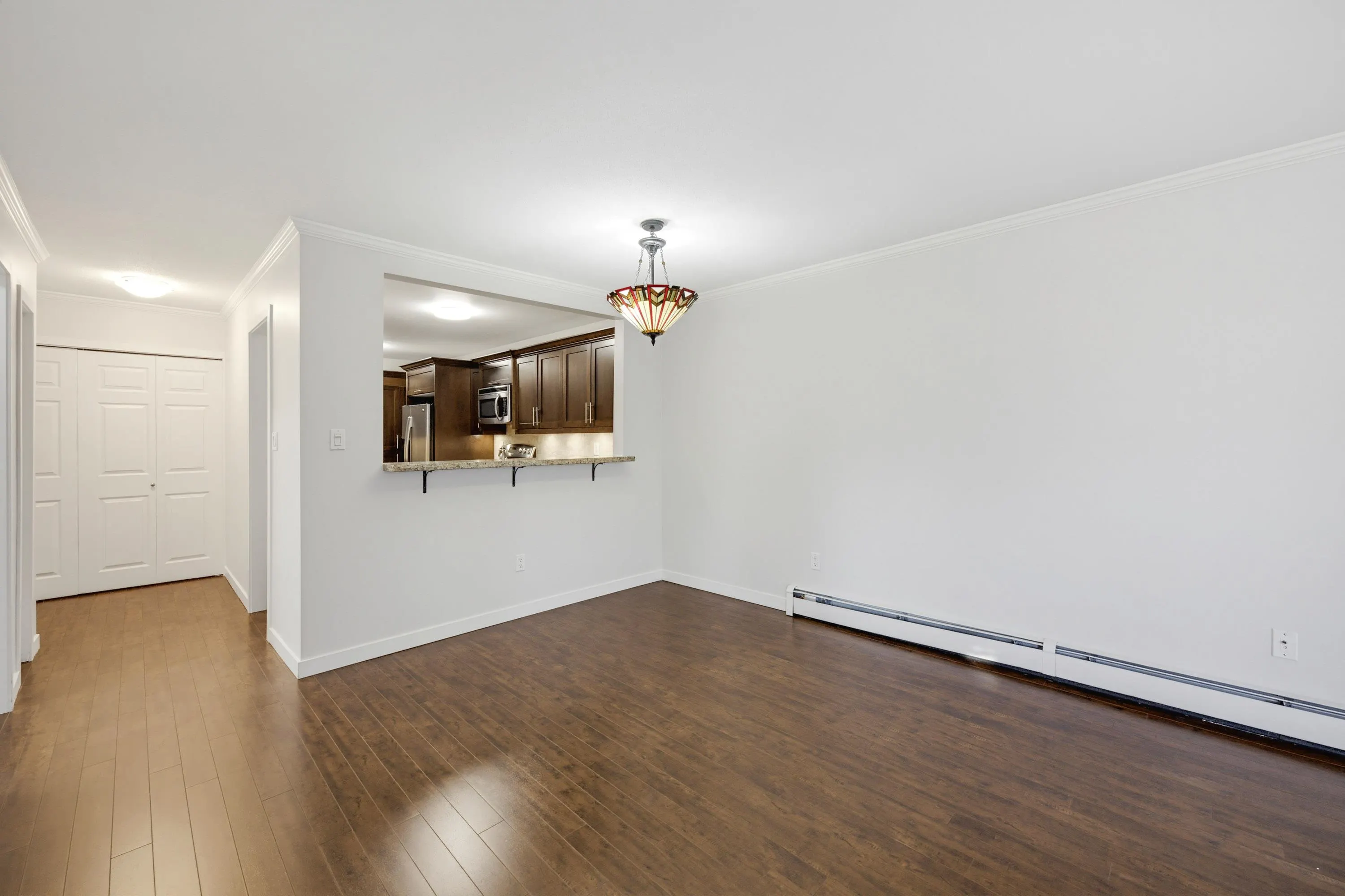15300 17 Avenue #206