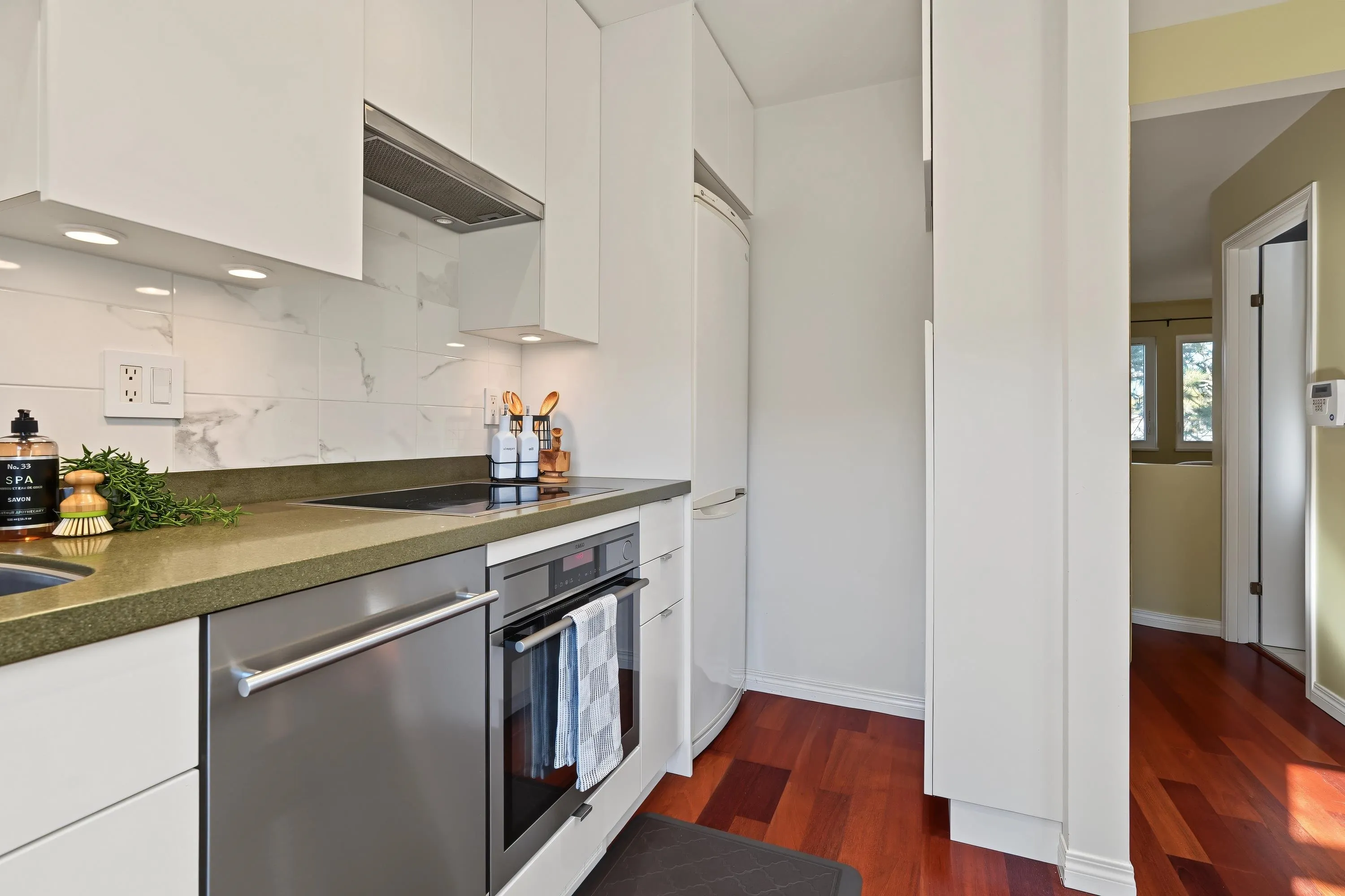 2682 W 8th Avenue #4
