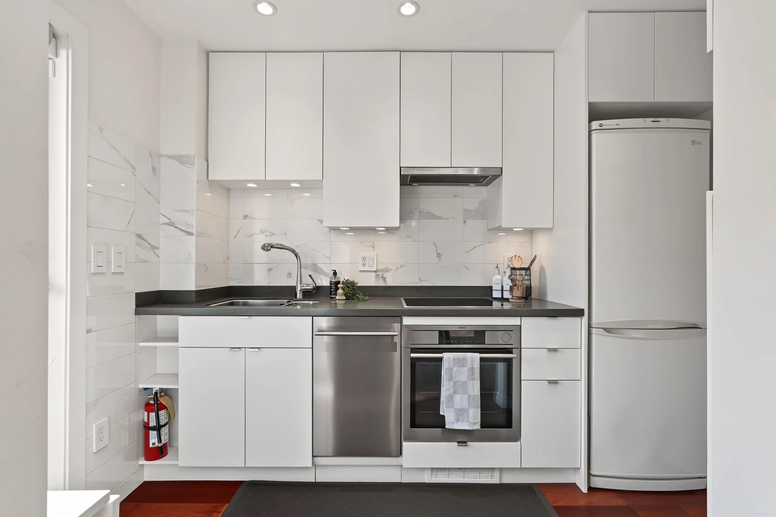 2682 W 8th Avenue #4