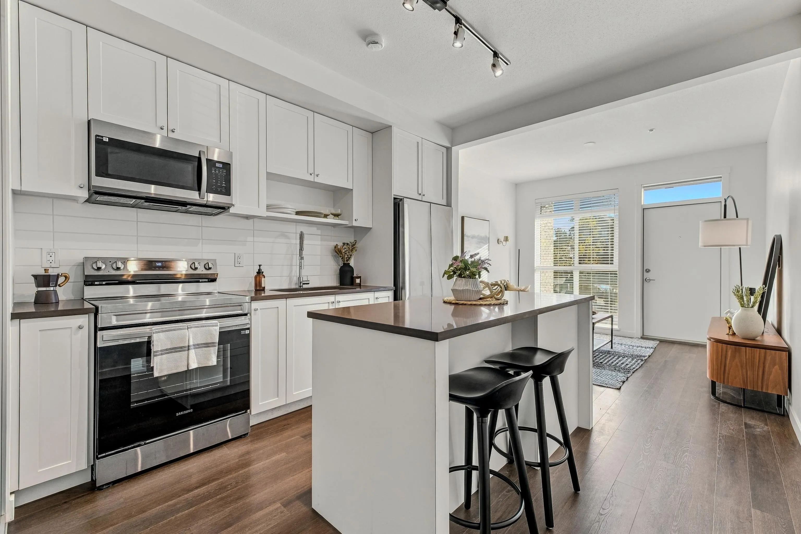 8509 158 Street #129