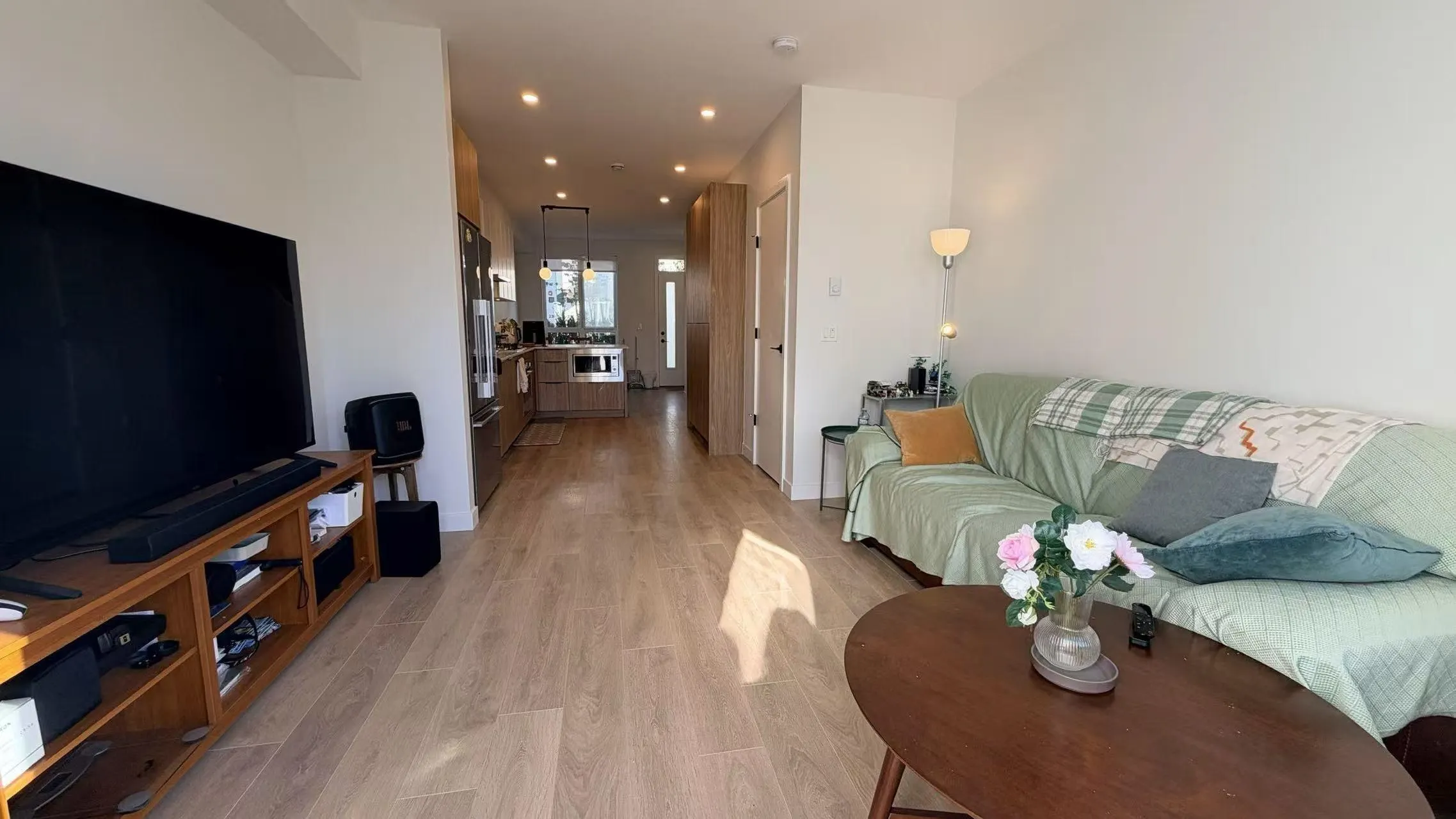 715 Ducklow Street #2xx