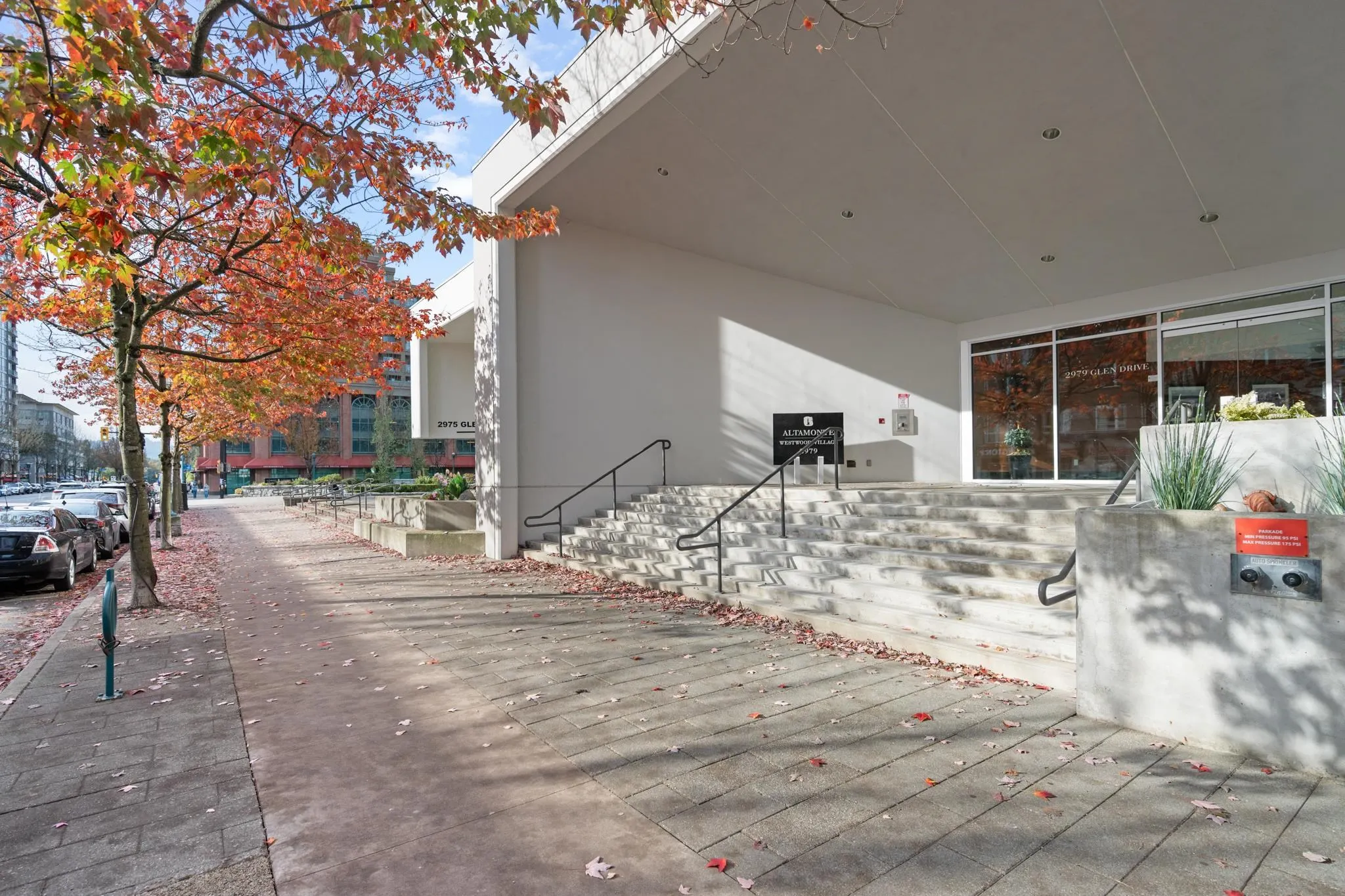 2979 Glen Drive #608