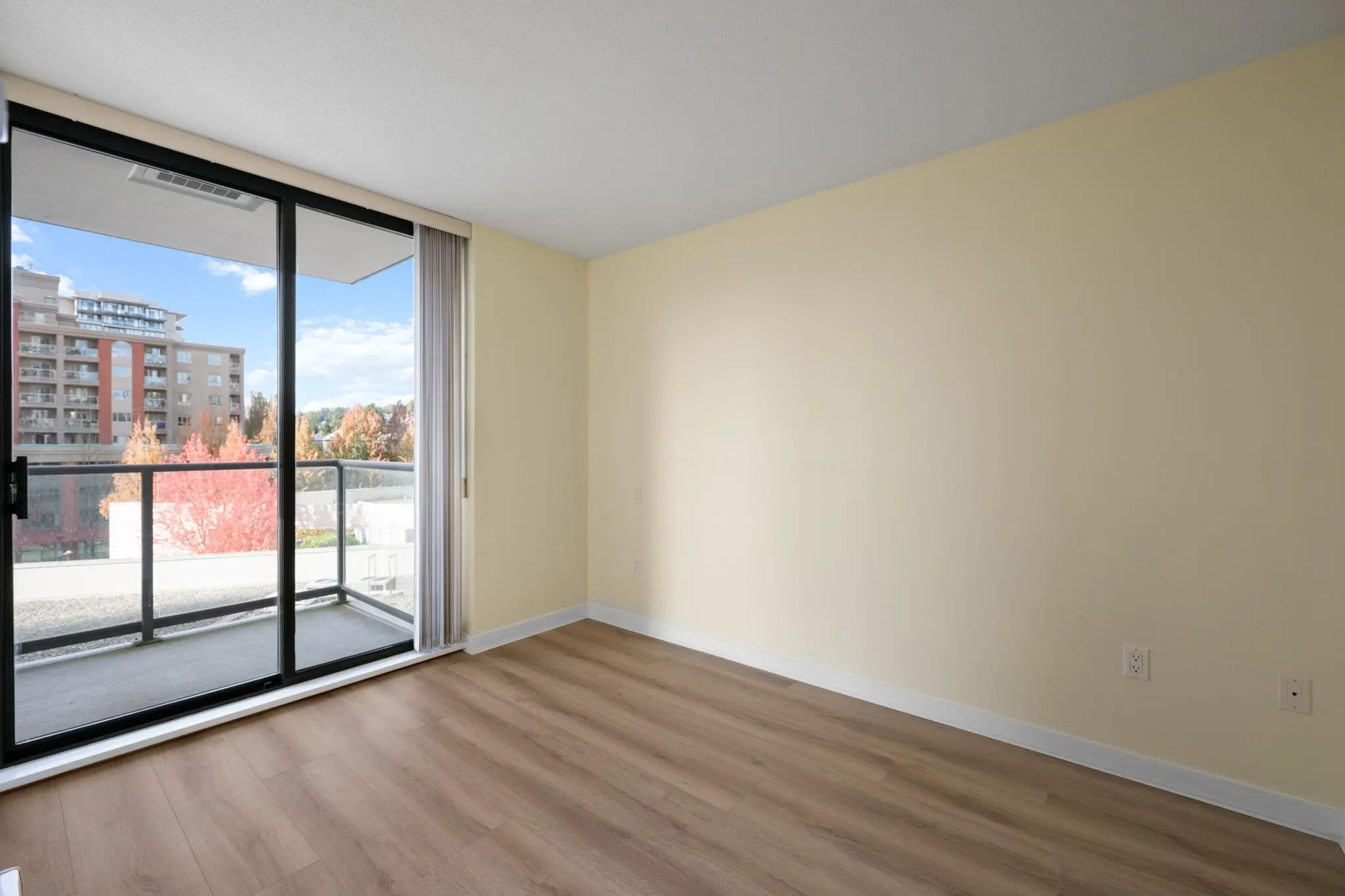 2979 Glen Drive #608