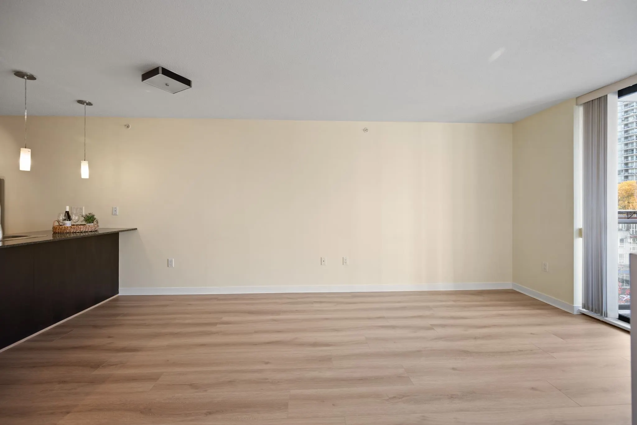 2979 Glen Drive #608