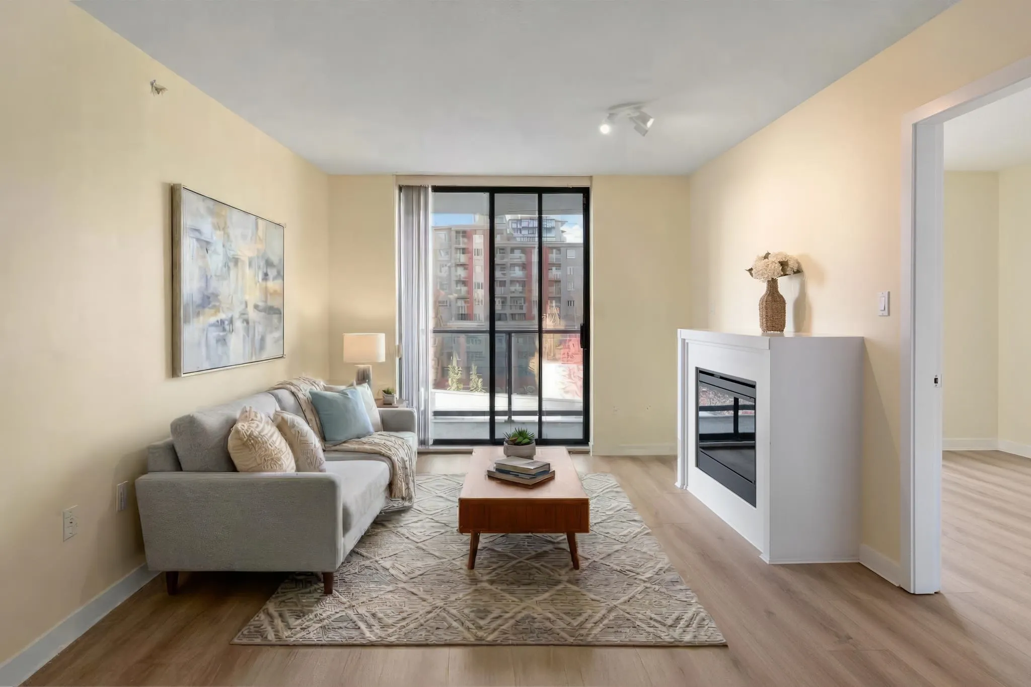 2979 Glen Drive #608