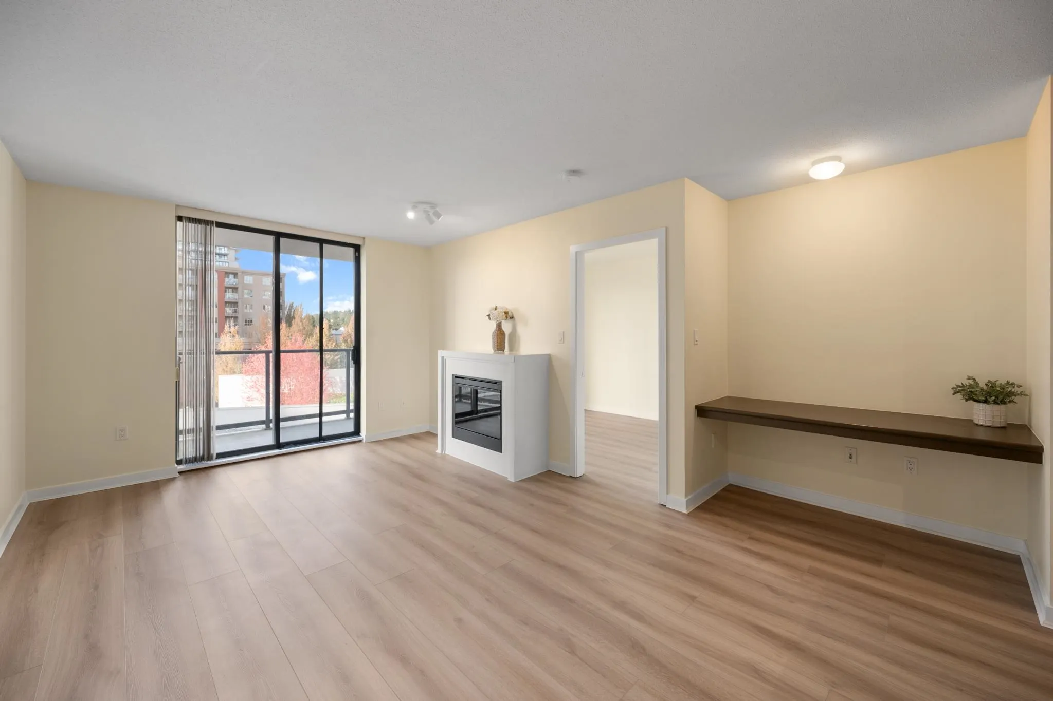 2979 Glen Drive #608