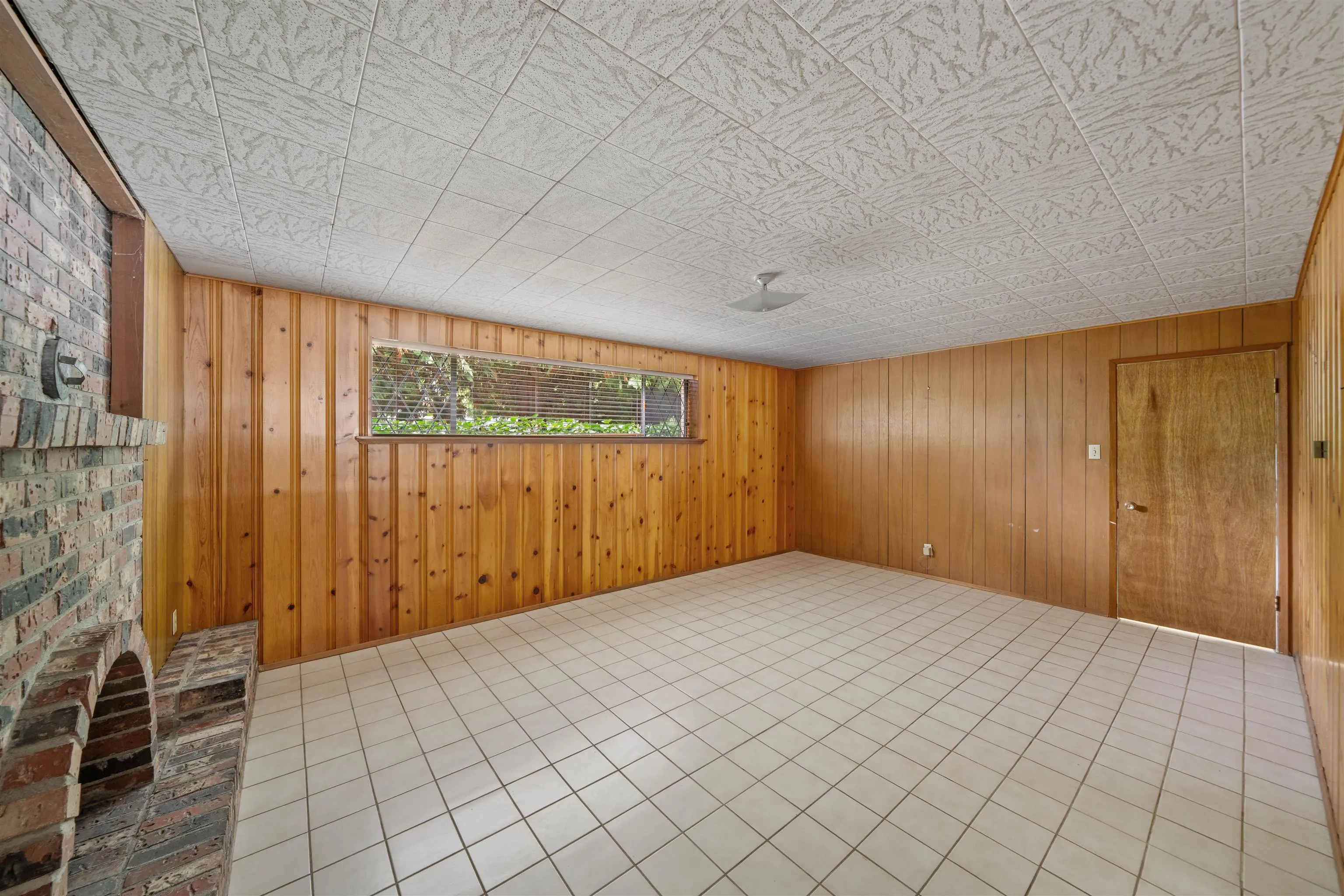 12118 Acadia Street