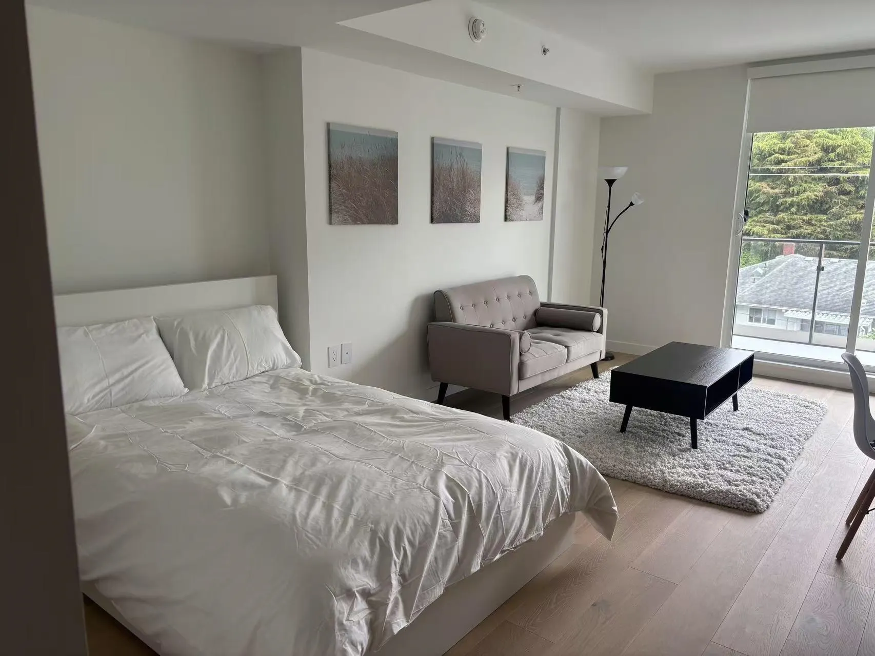 5212 Cambie Street #4xx