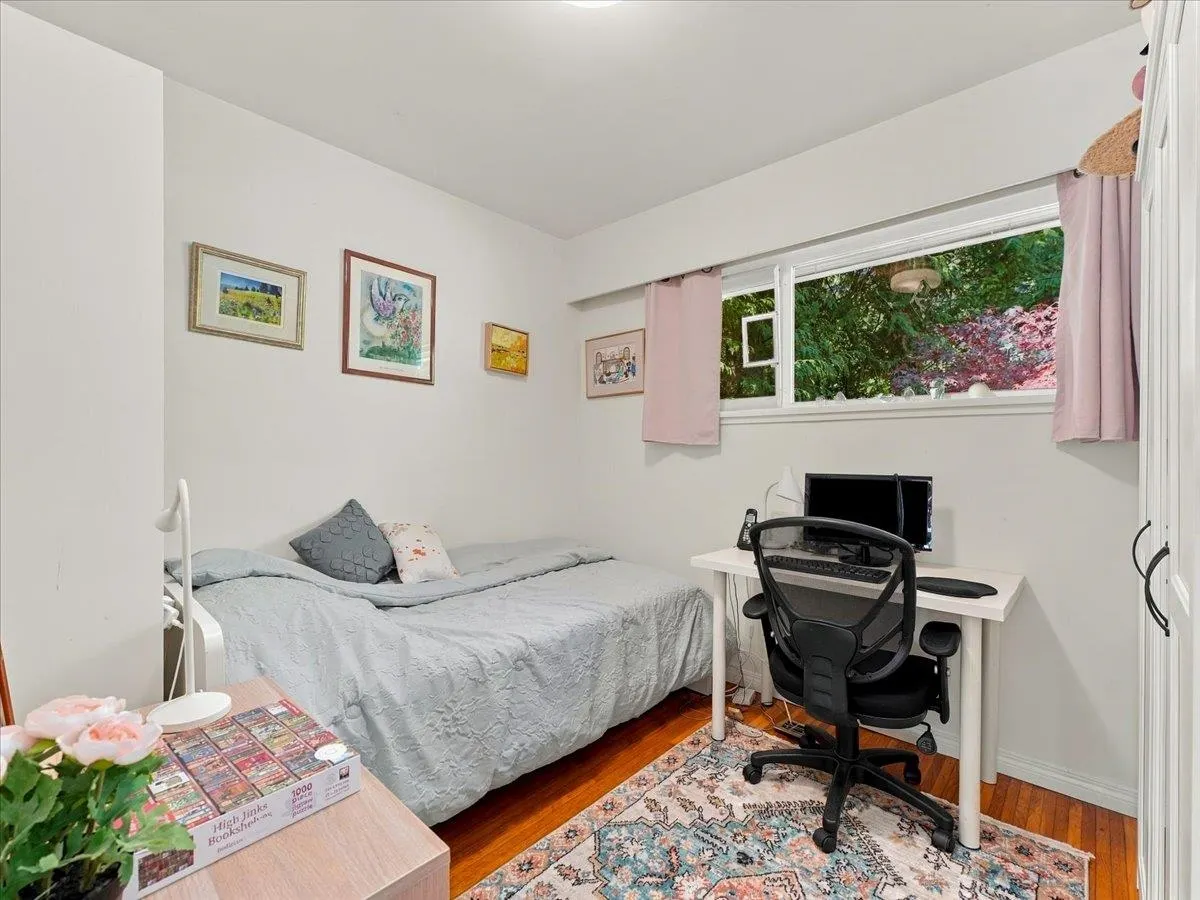 5340 Kew Road