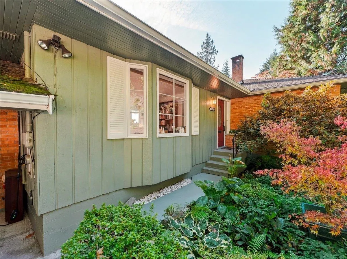 5340 Kew Road