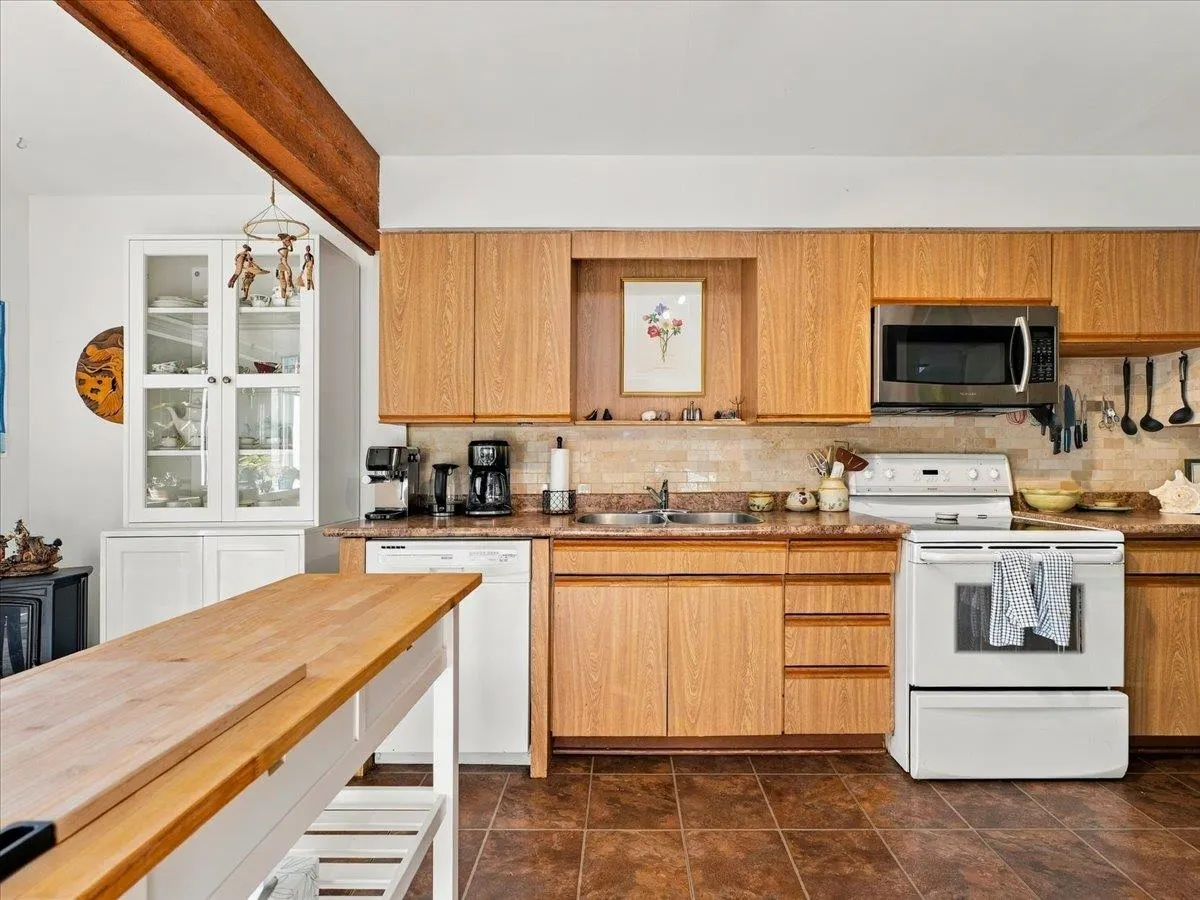5340 Kew Road