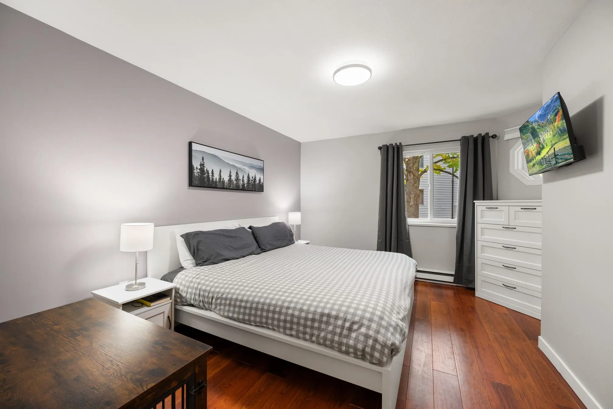 12916 17 Avenue #8