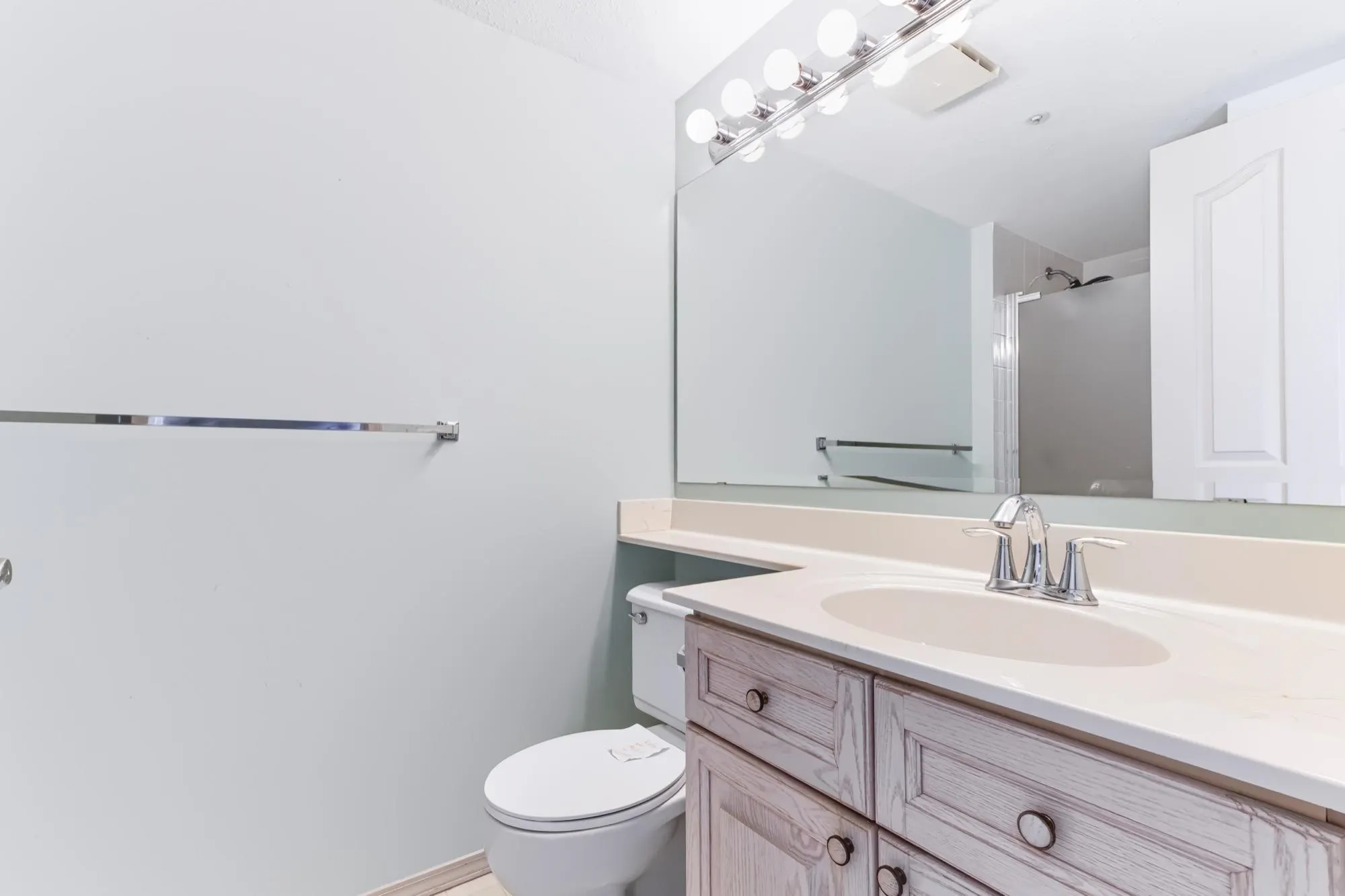 3190 Gladwin Road #1201