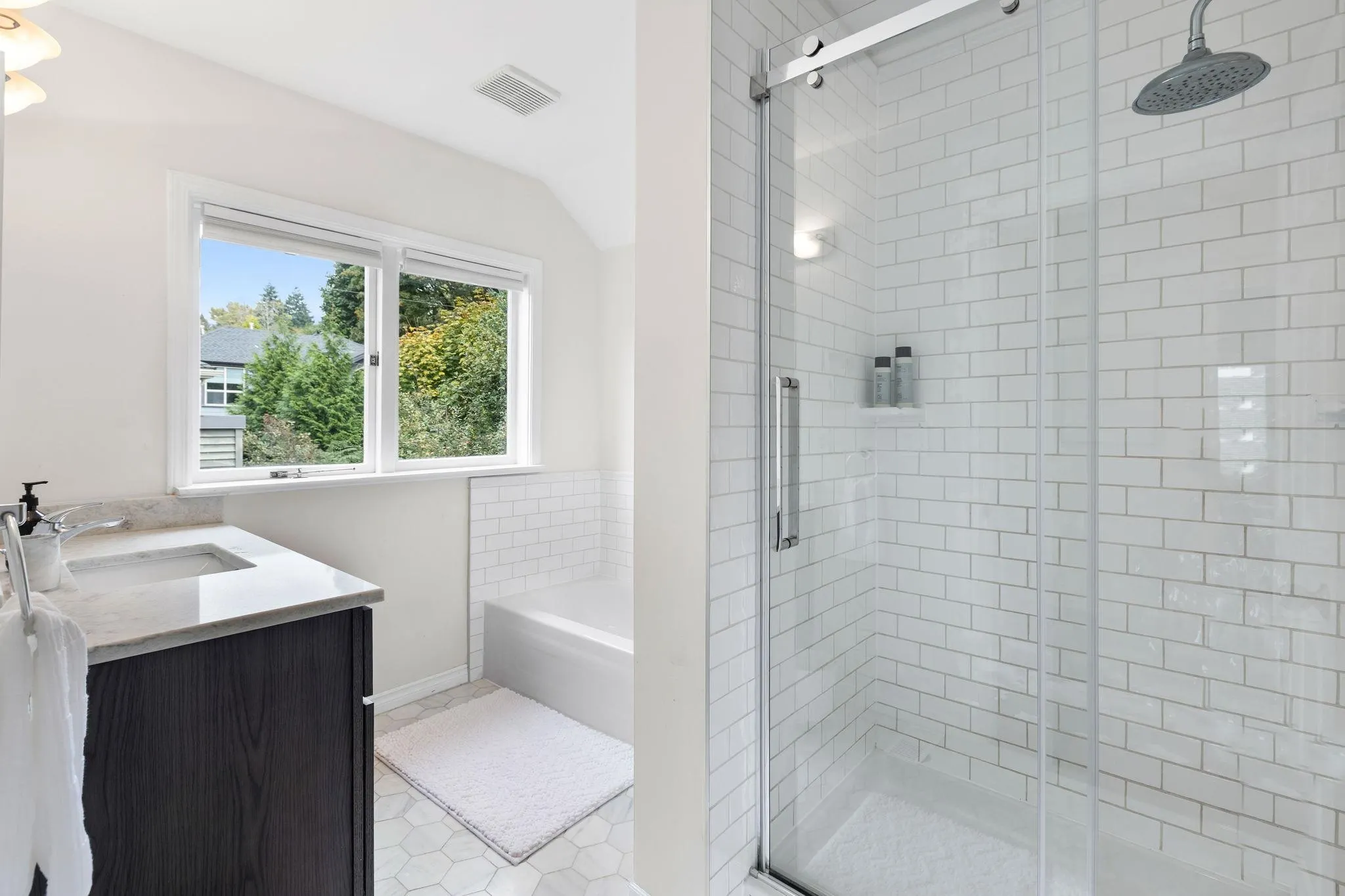 650 W Keith Road #1