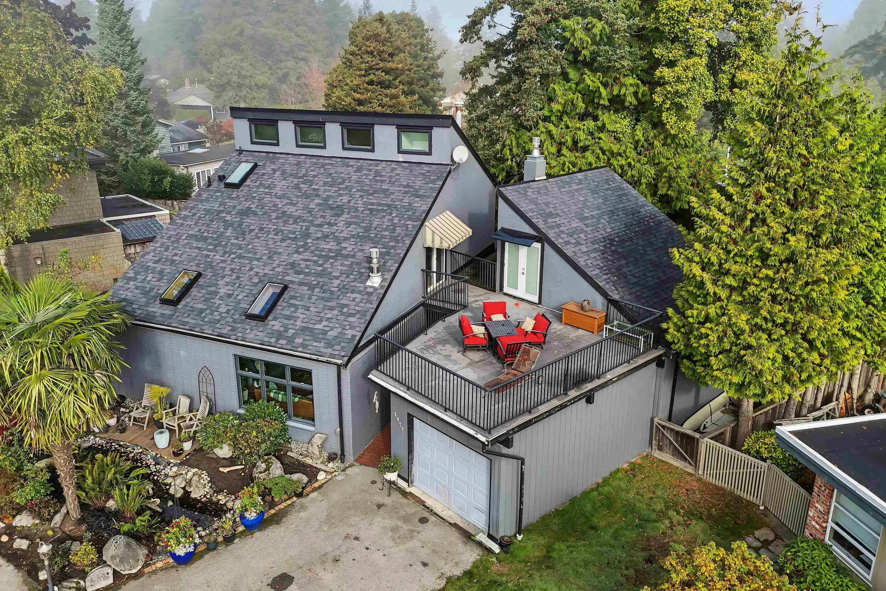4927 Cedar Crescent