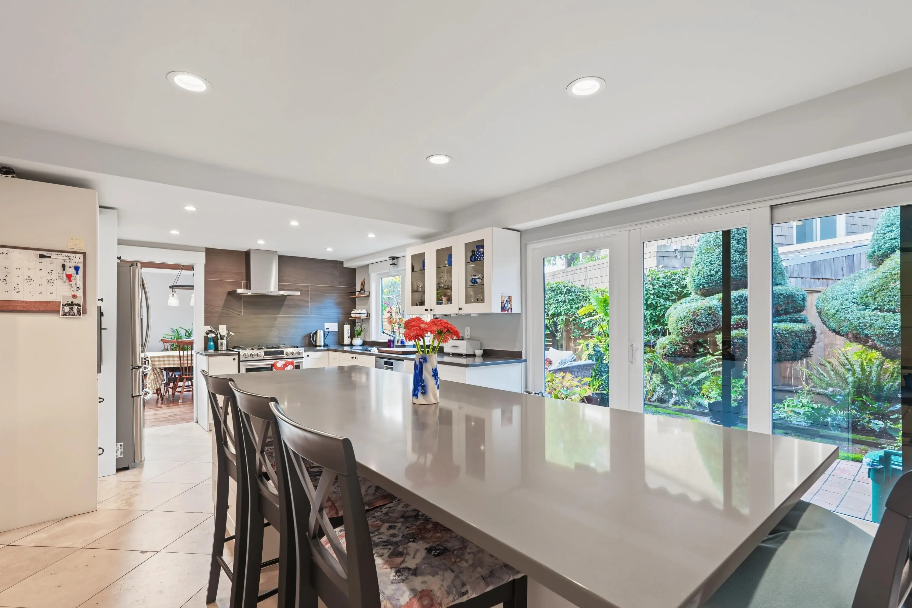 4927 Cedar Crescent