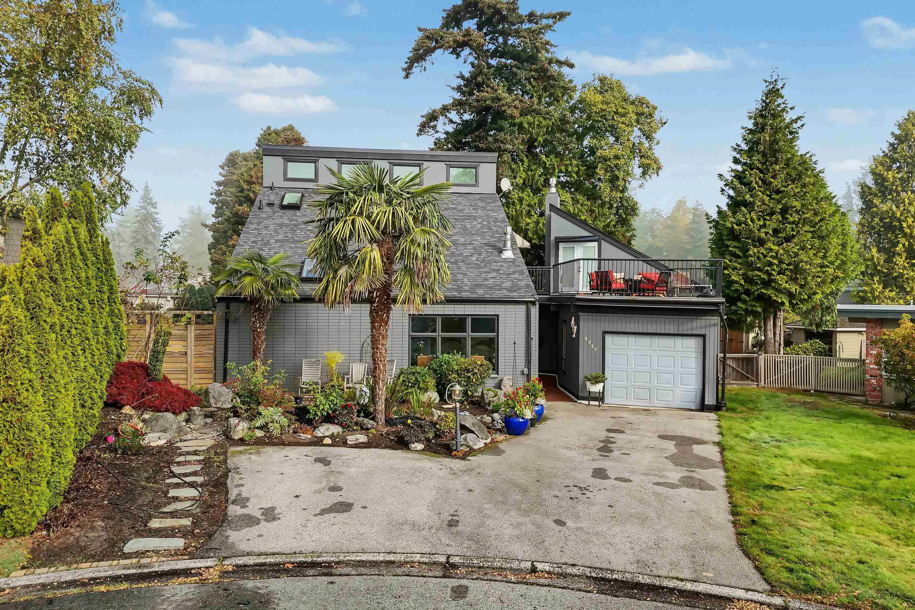 4927 Cedar Crescent