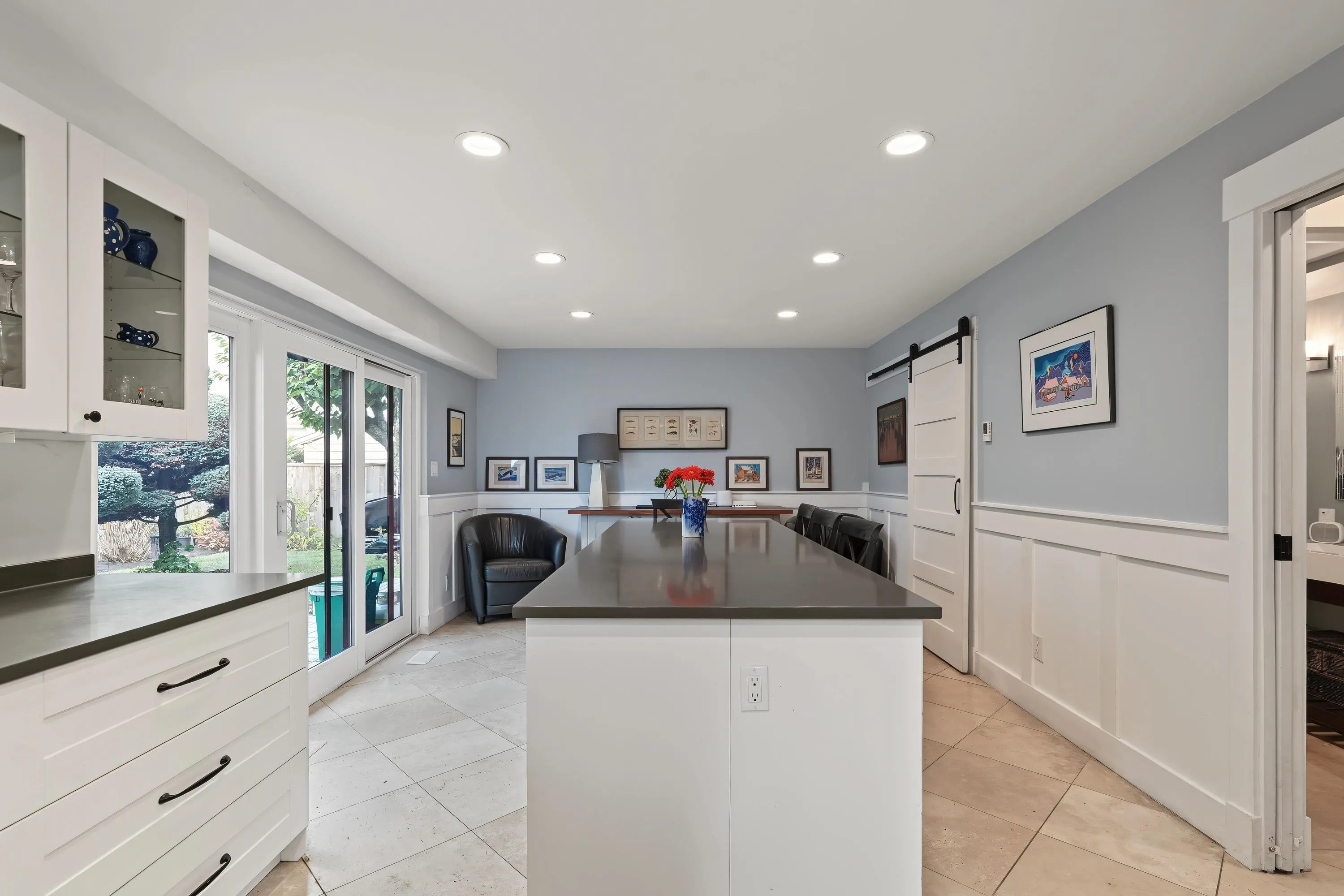 4927 Cedar Crescent
