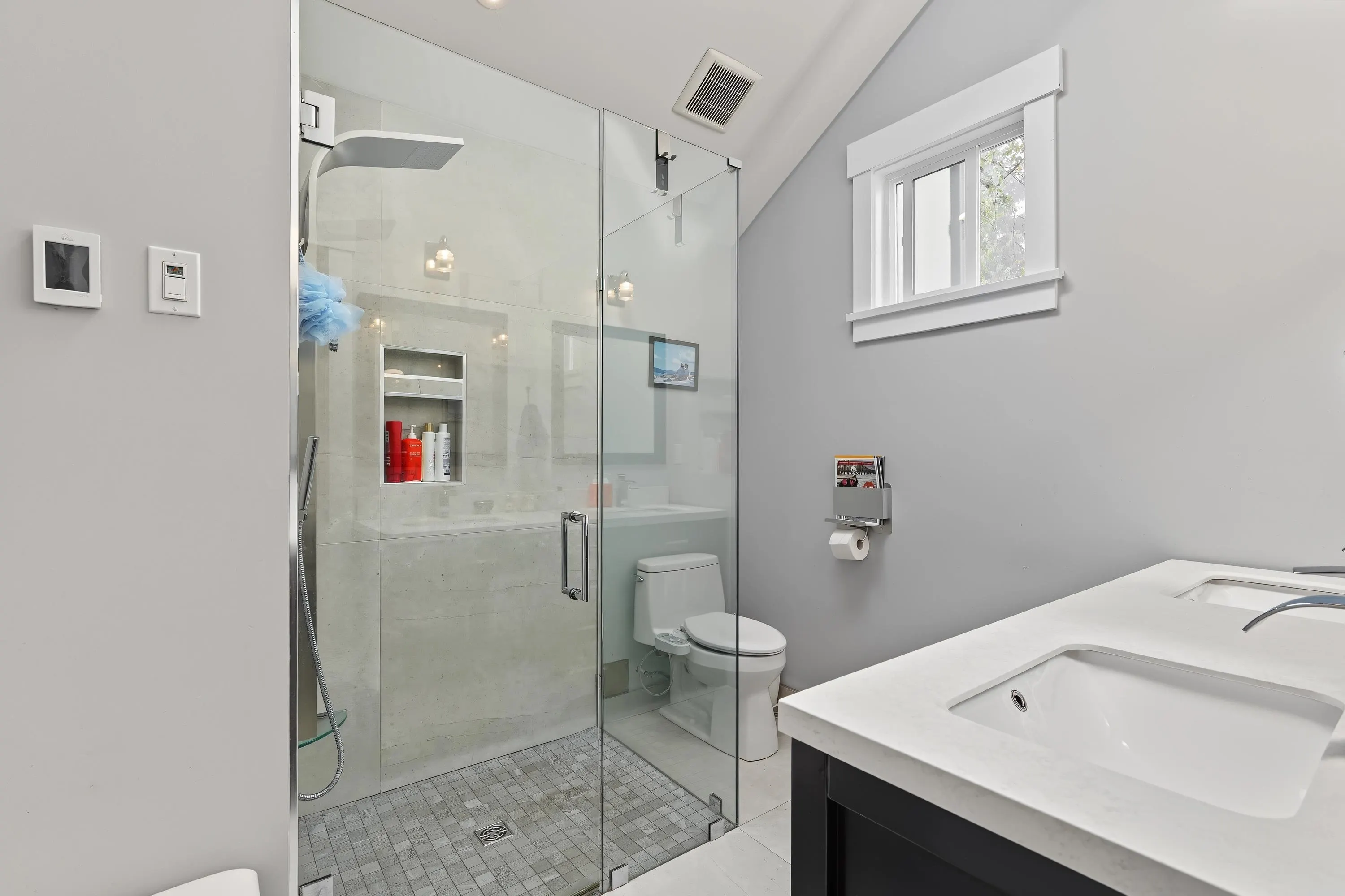 4927 Cedar Crescent