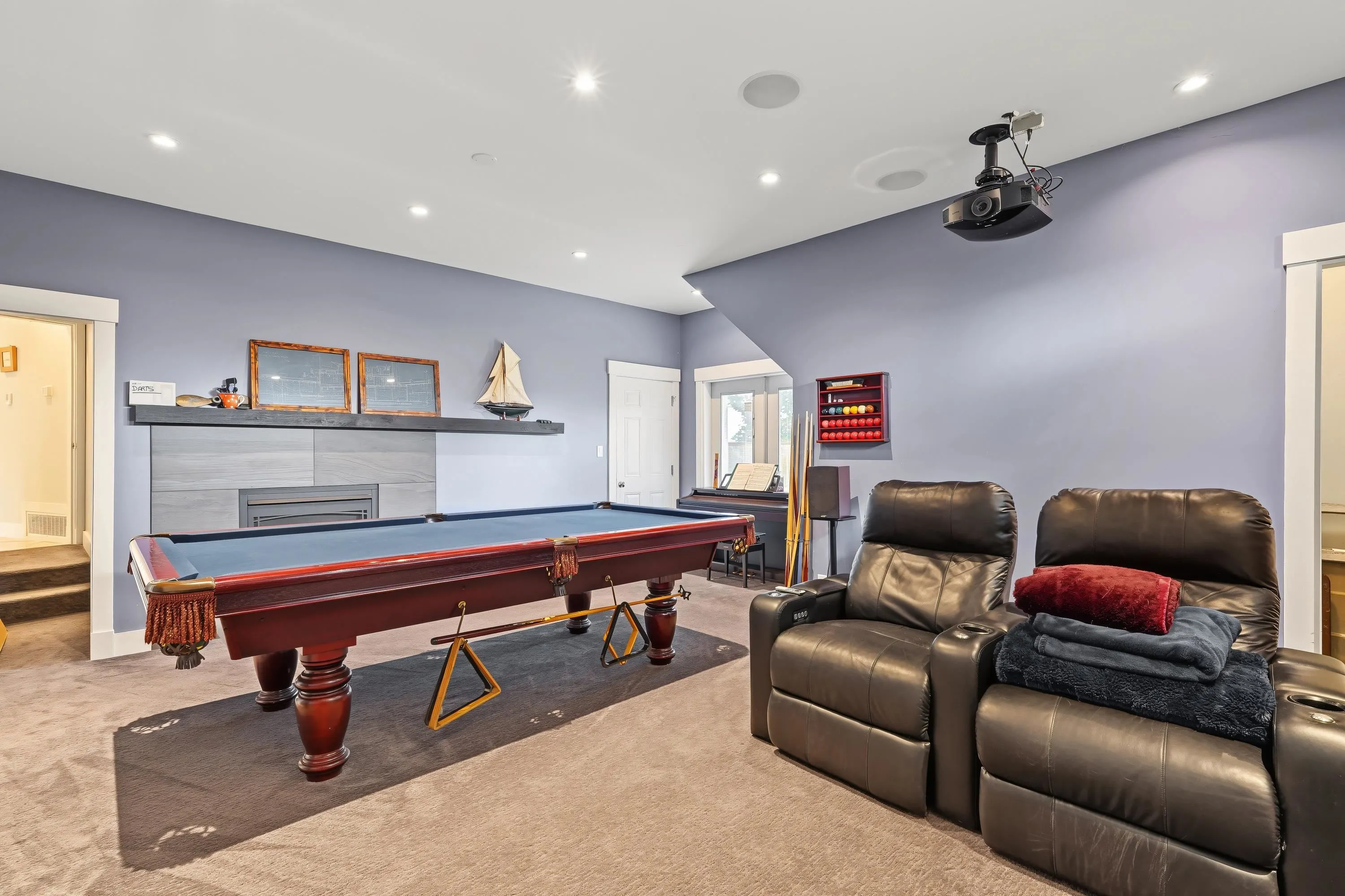 4927 Cedar Crescent