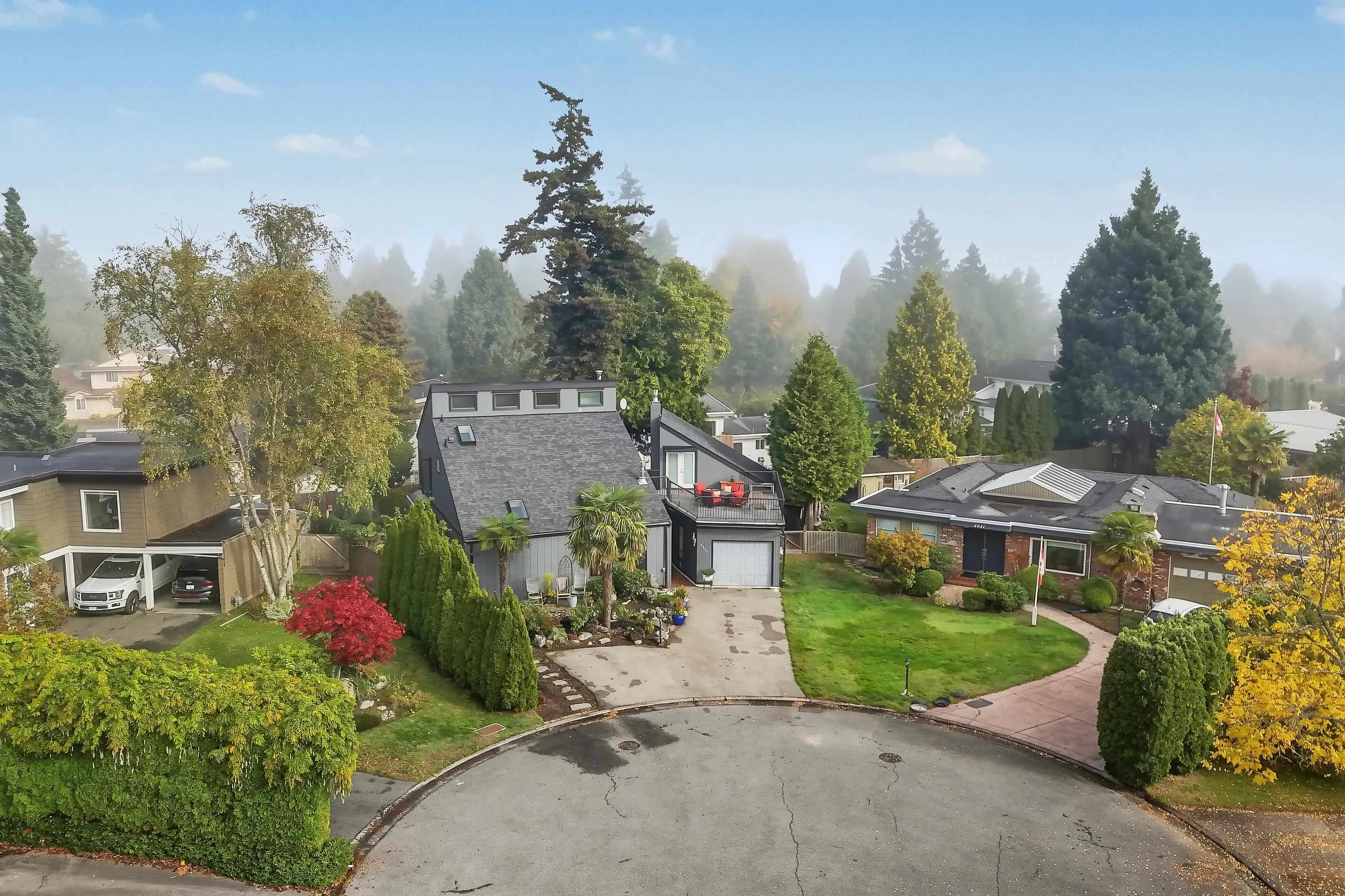 4927 Cedar Crescent