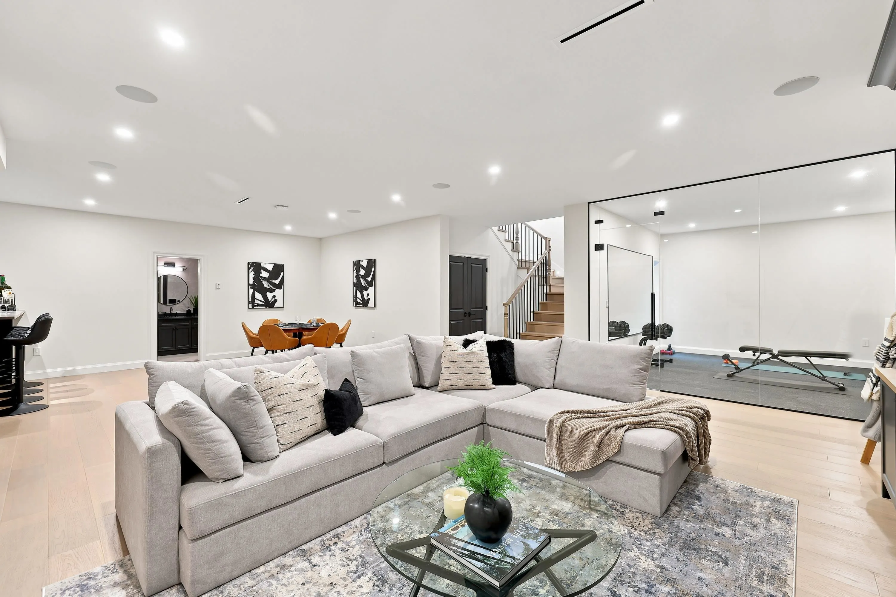 4509 Southridge Crescent