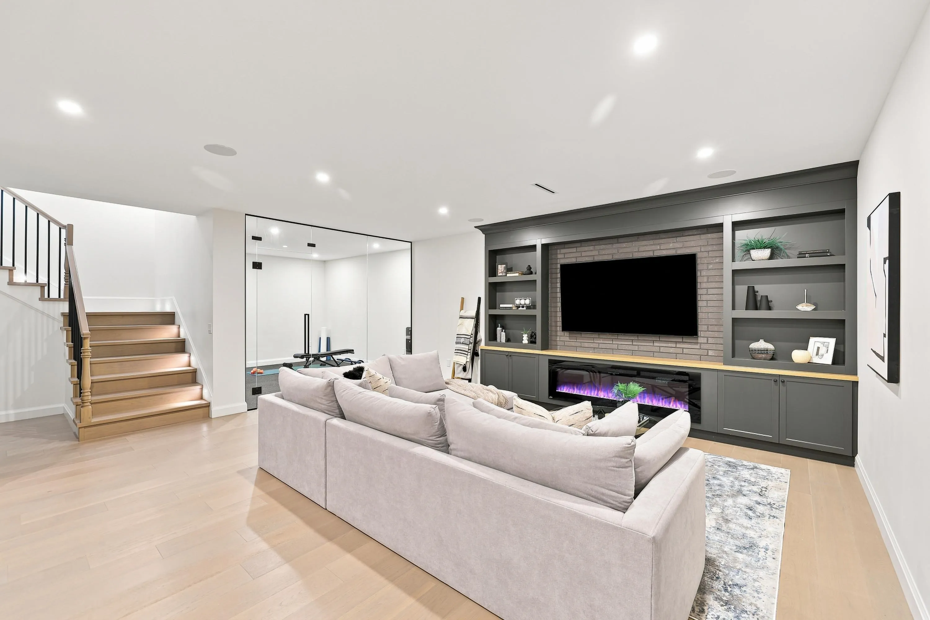 4509 Southridge Crescent