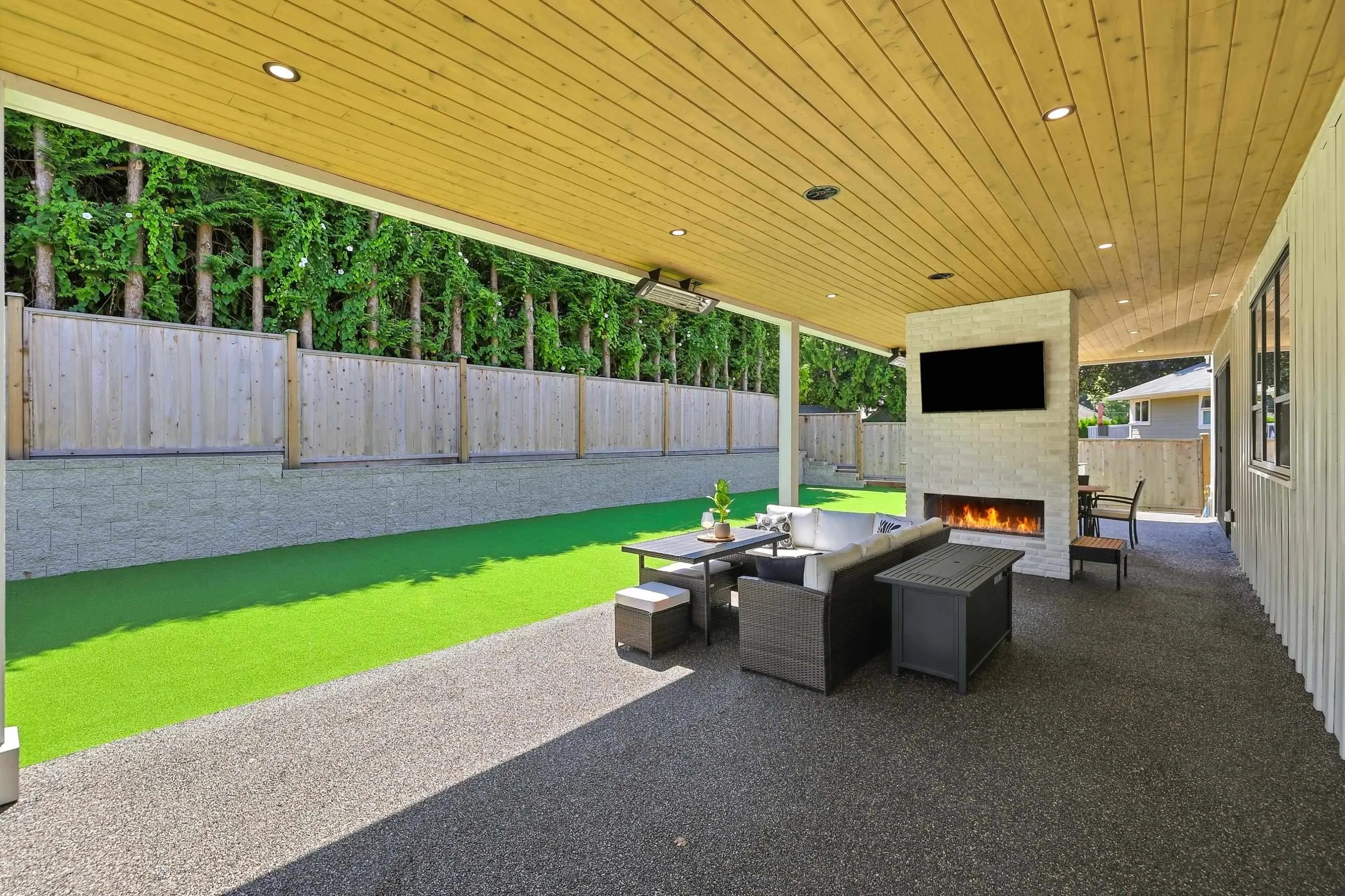 4509 Southridge Crescent