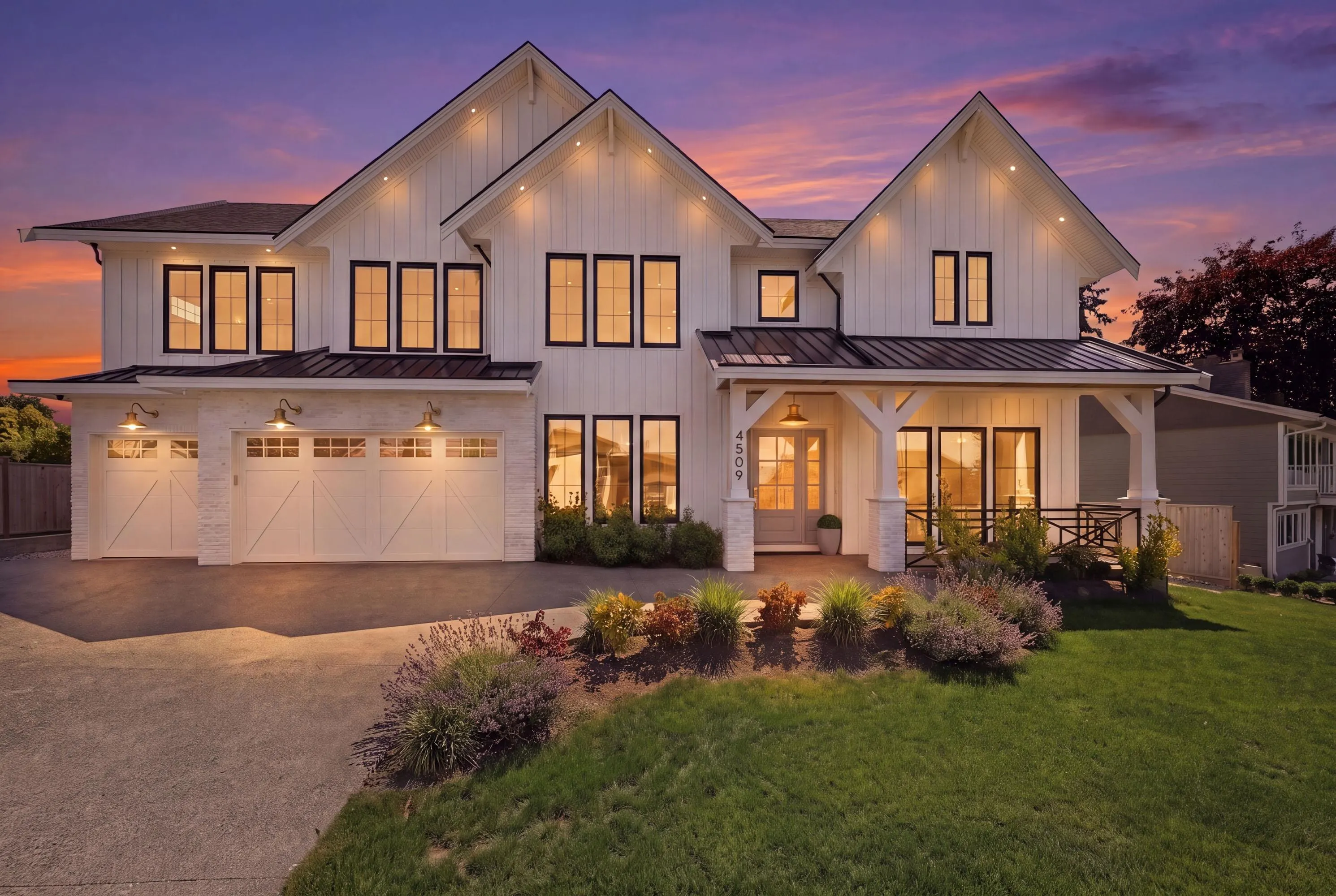 4509 Southridge Crescent