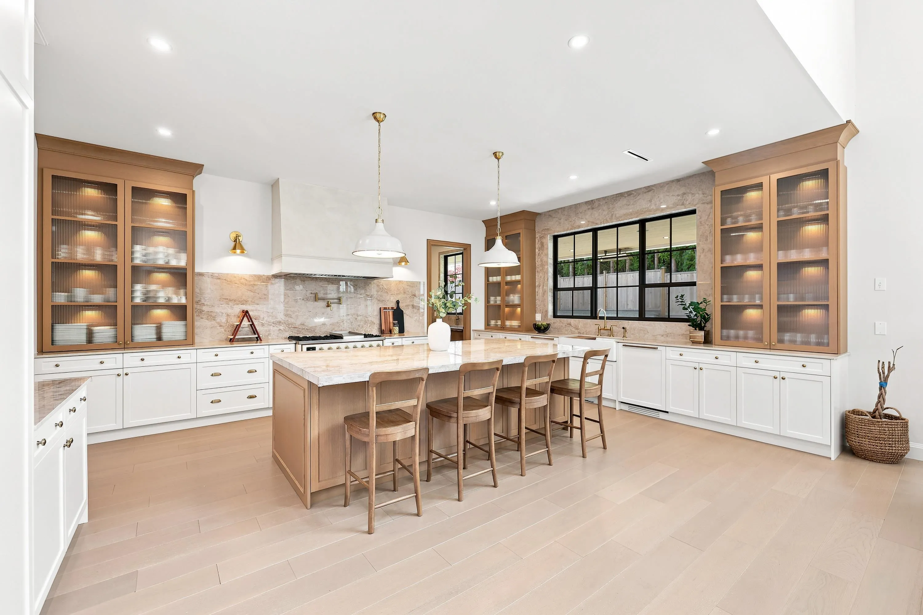 4509 Southridge Crescent