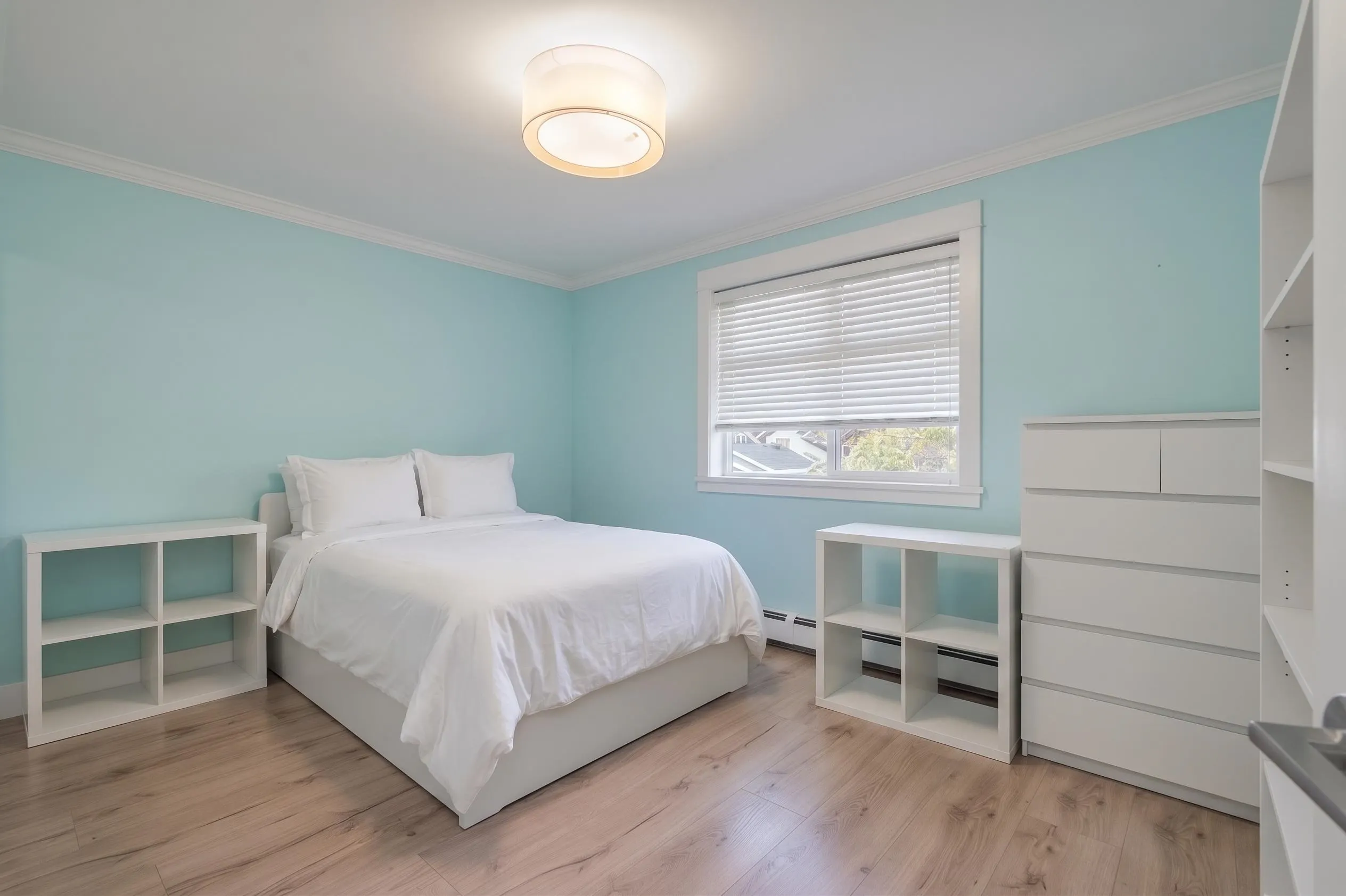 35 W 15th Avenue