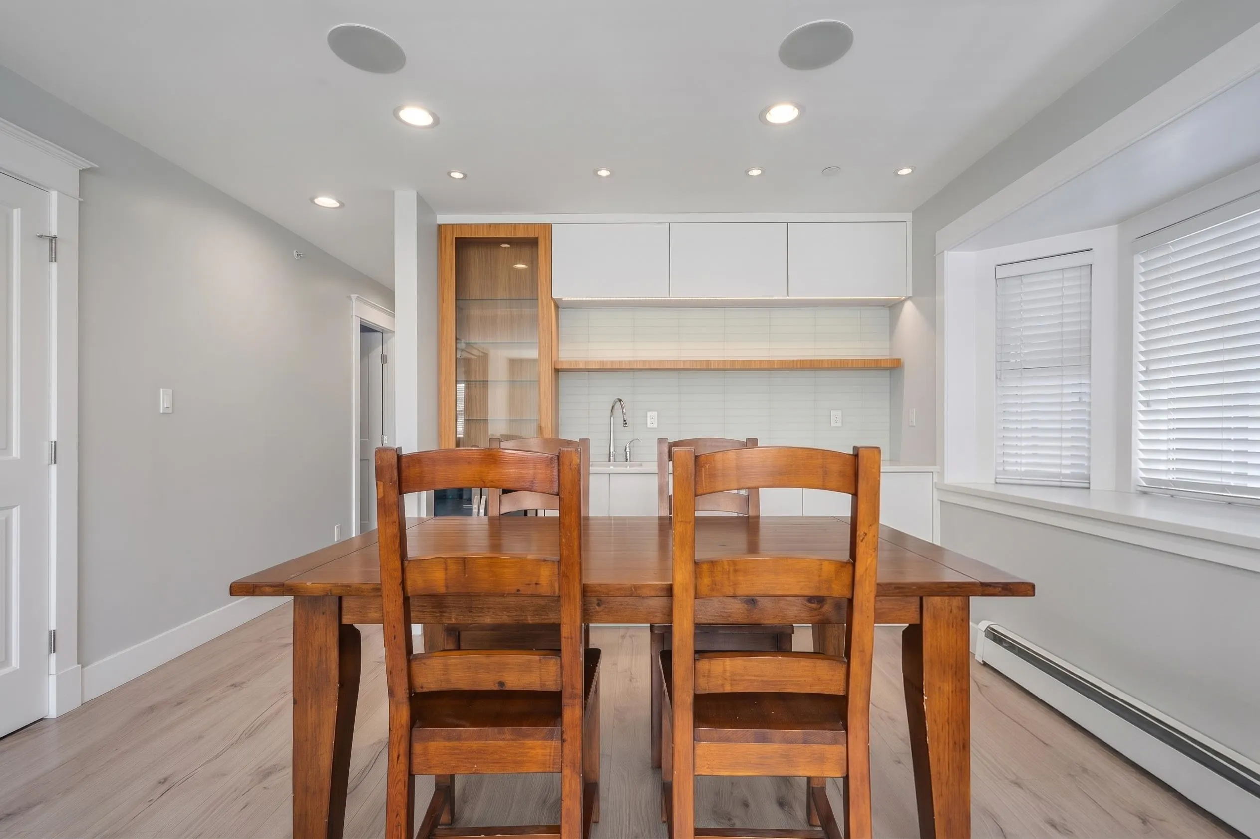 35 W 15th Avenue