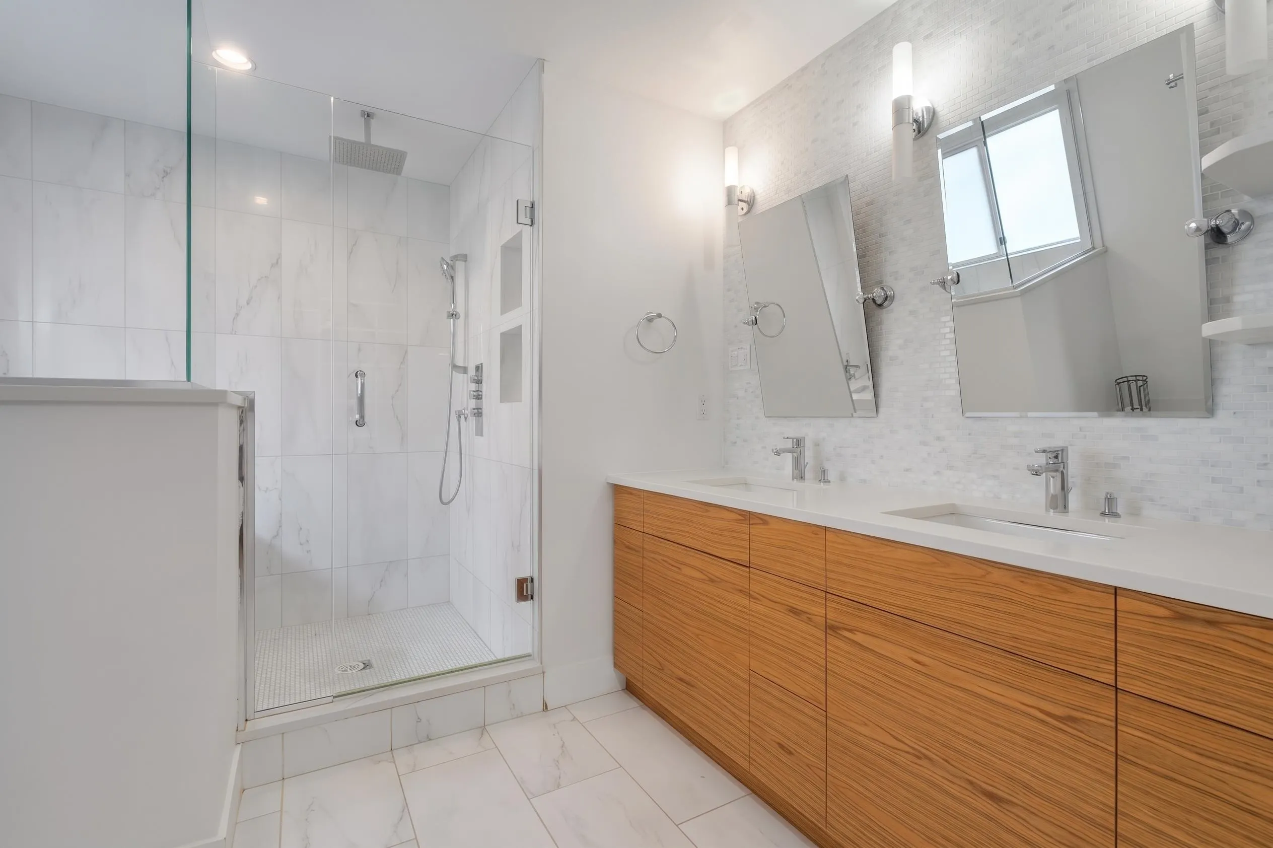 35 W 15th Avenue
