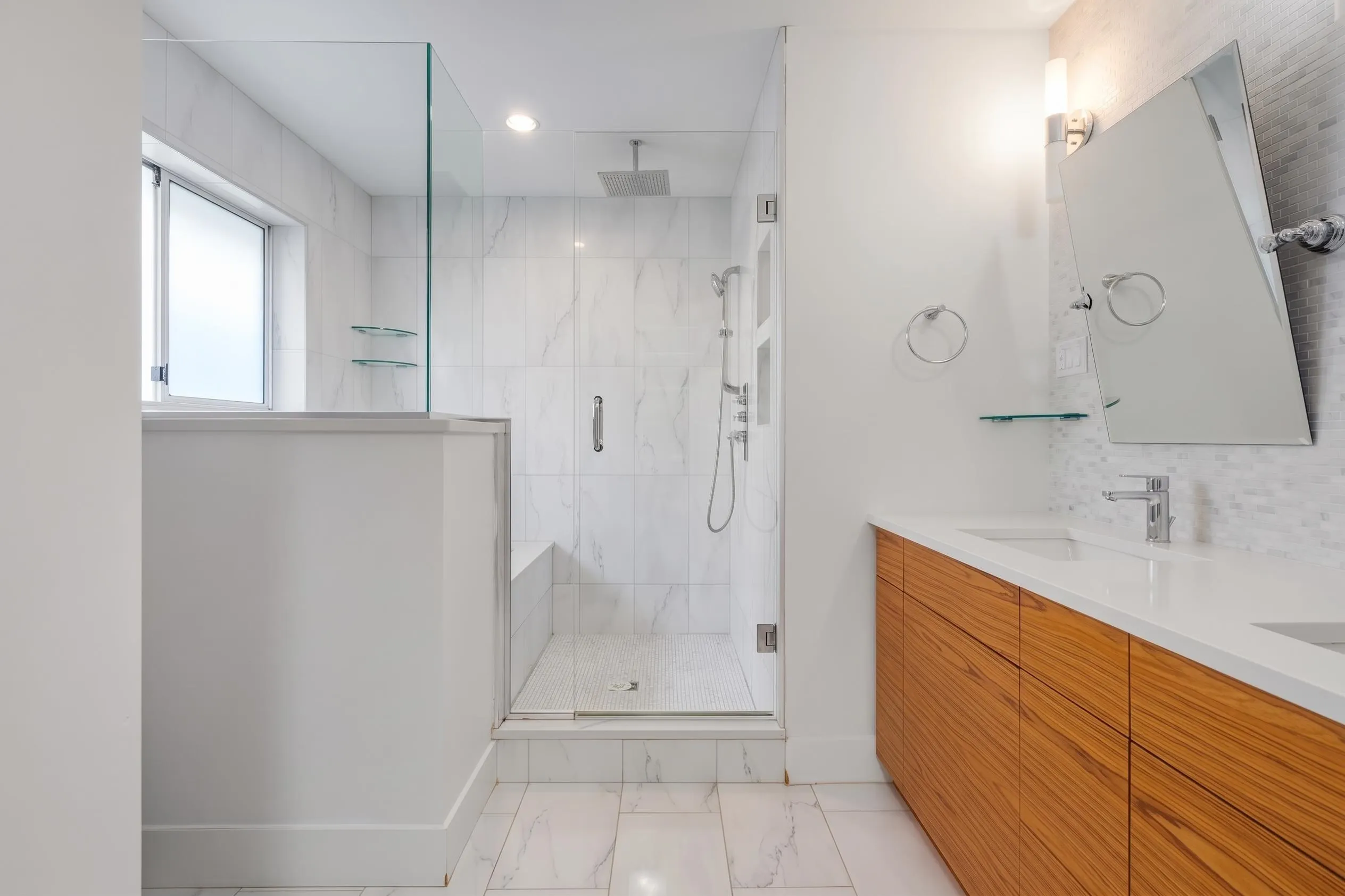 35 W 15th Avenue