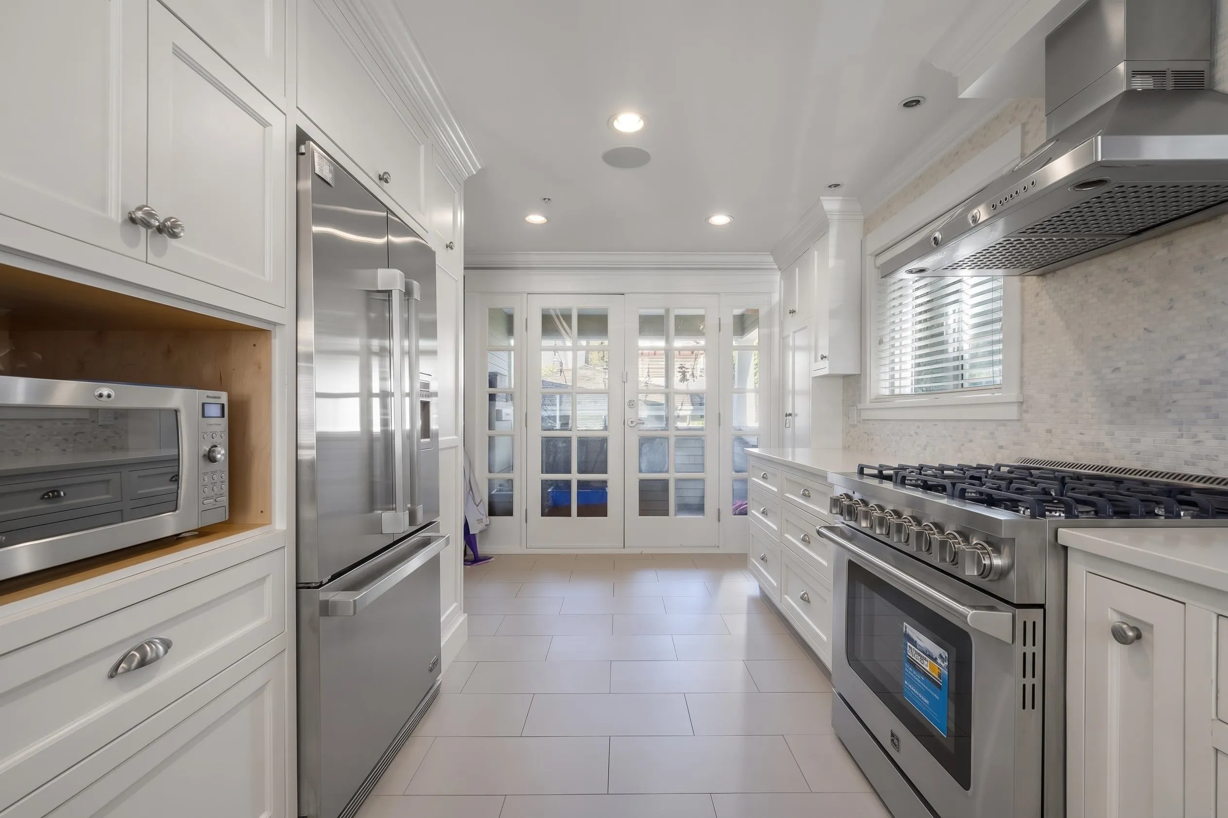 35 W 15th Avenue