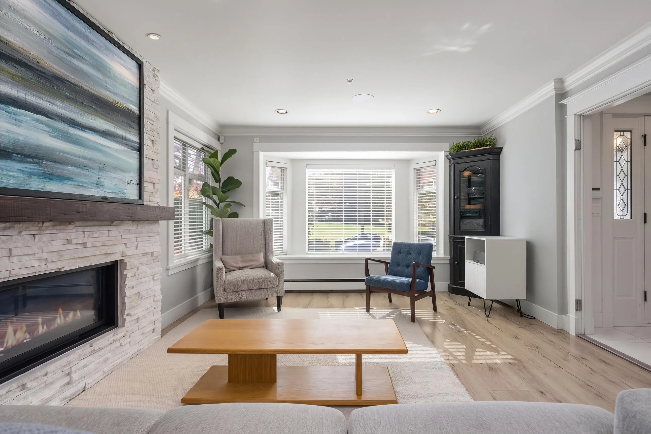 35 W 15th Avenue