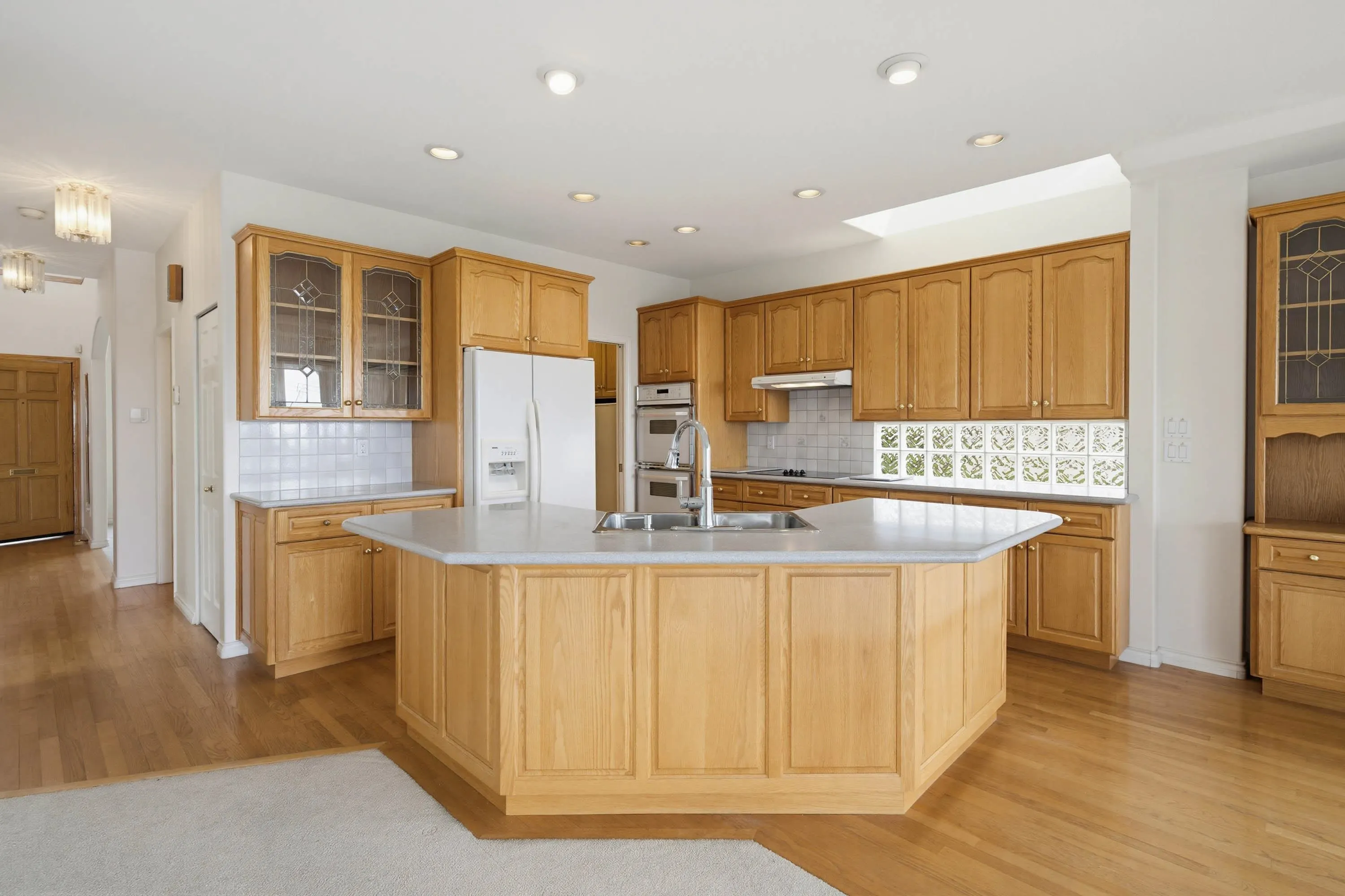 41 N Hythe Avenue