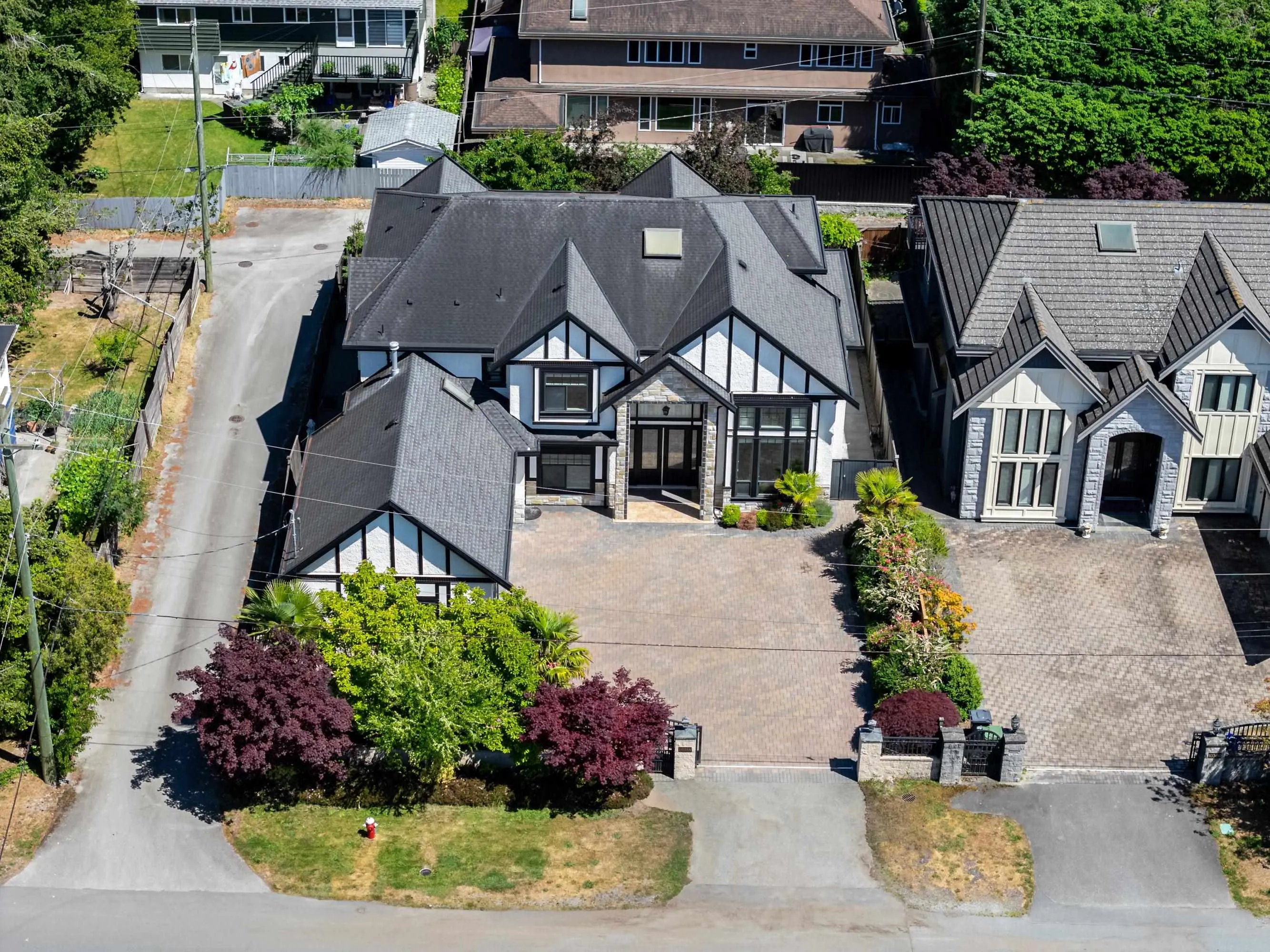 10388 Swinton Crescent