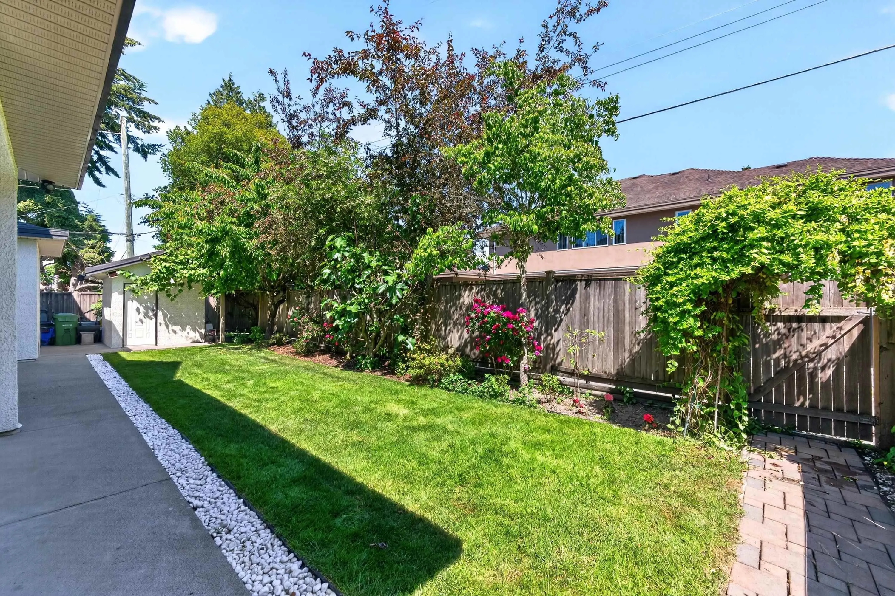10388 Swinton Crescent
