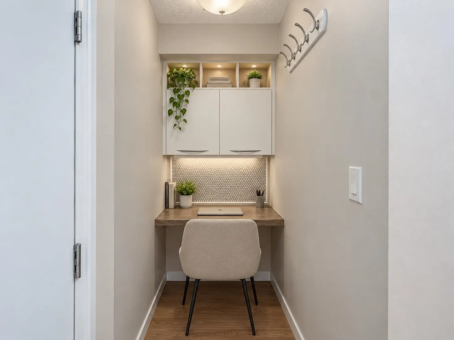 211 W 3rd Street #206