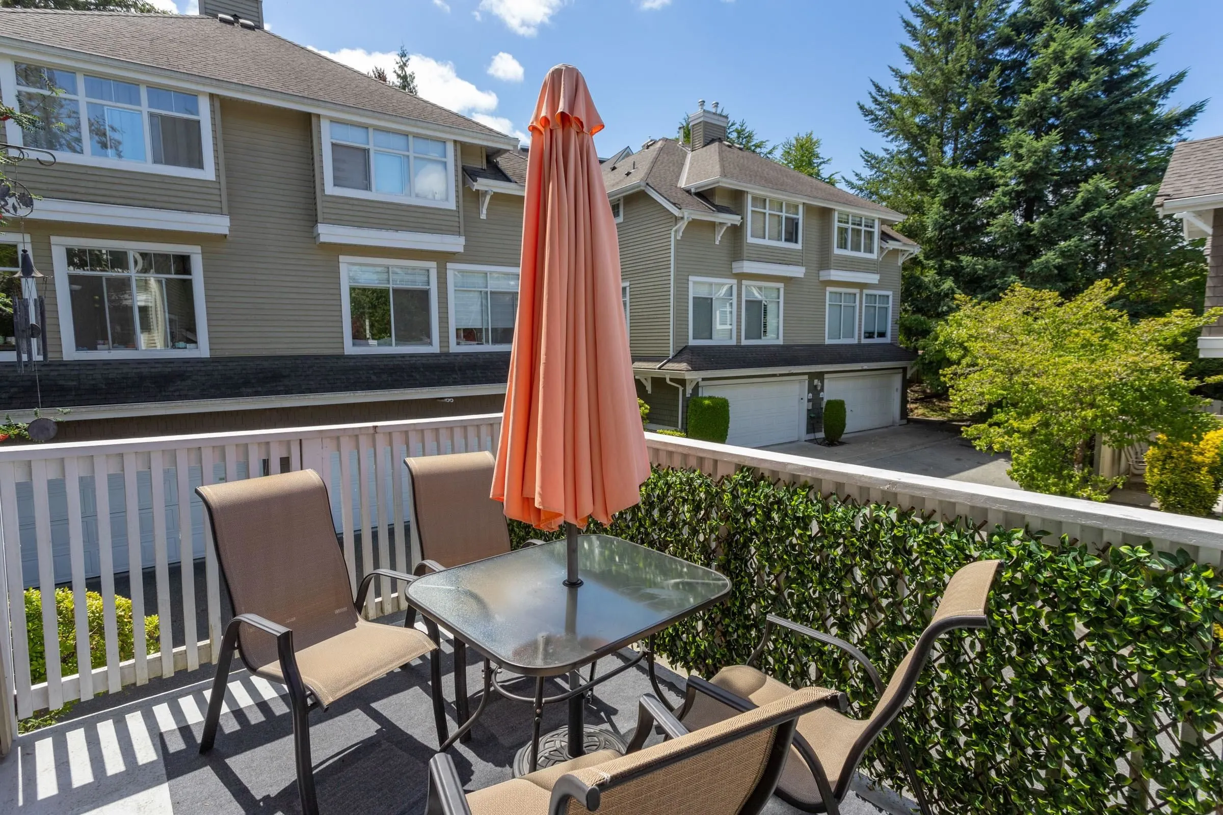 5240 Oakmount Crescent #19