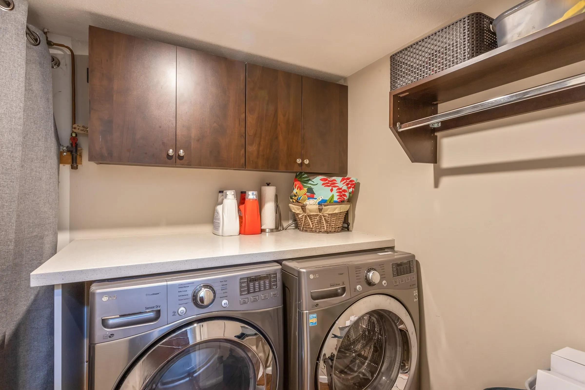 5240 Oakmount Crescent #19