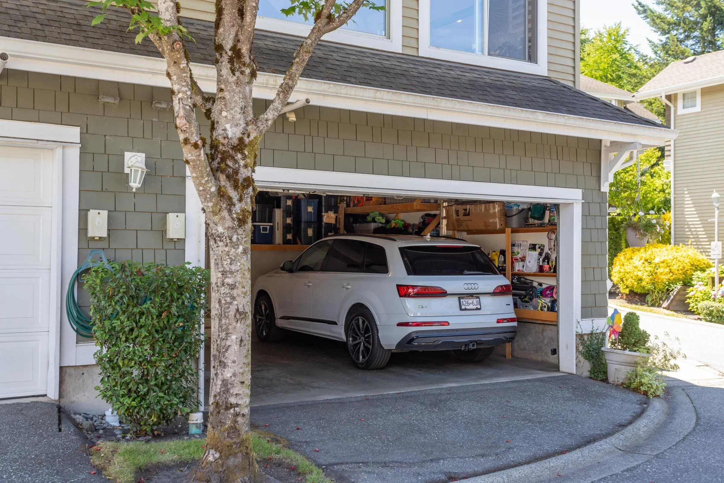 5240 Oakmount Crescent #19