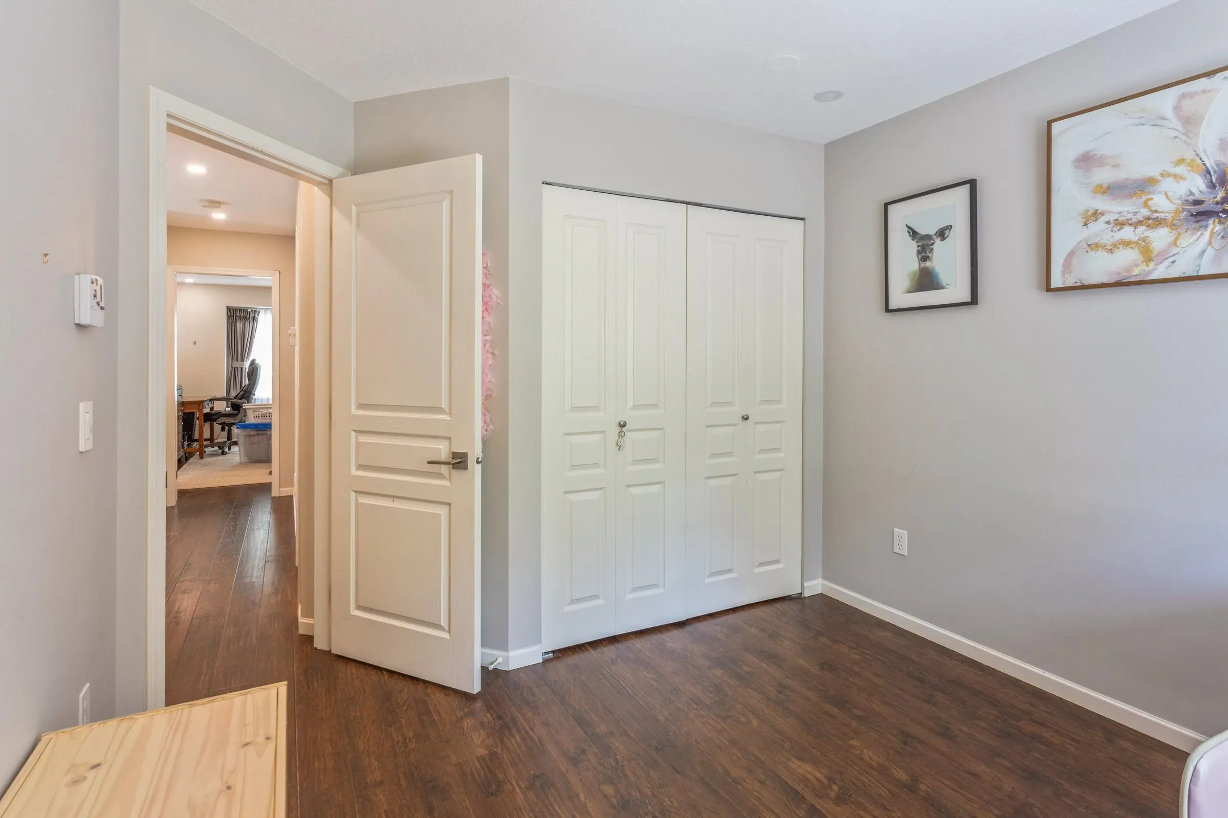 5240 Oakmount Crescent #19